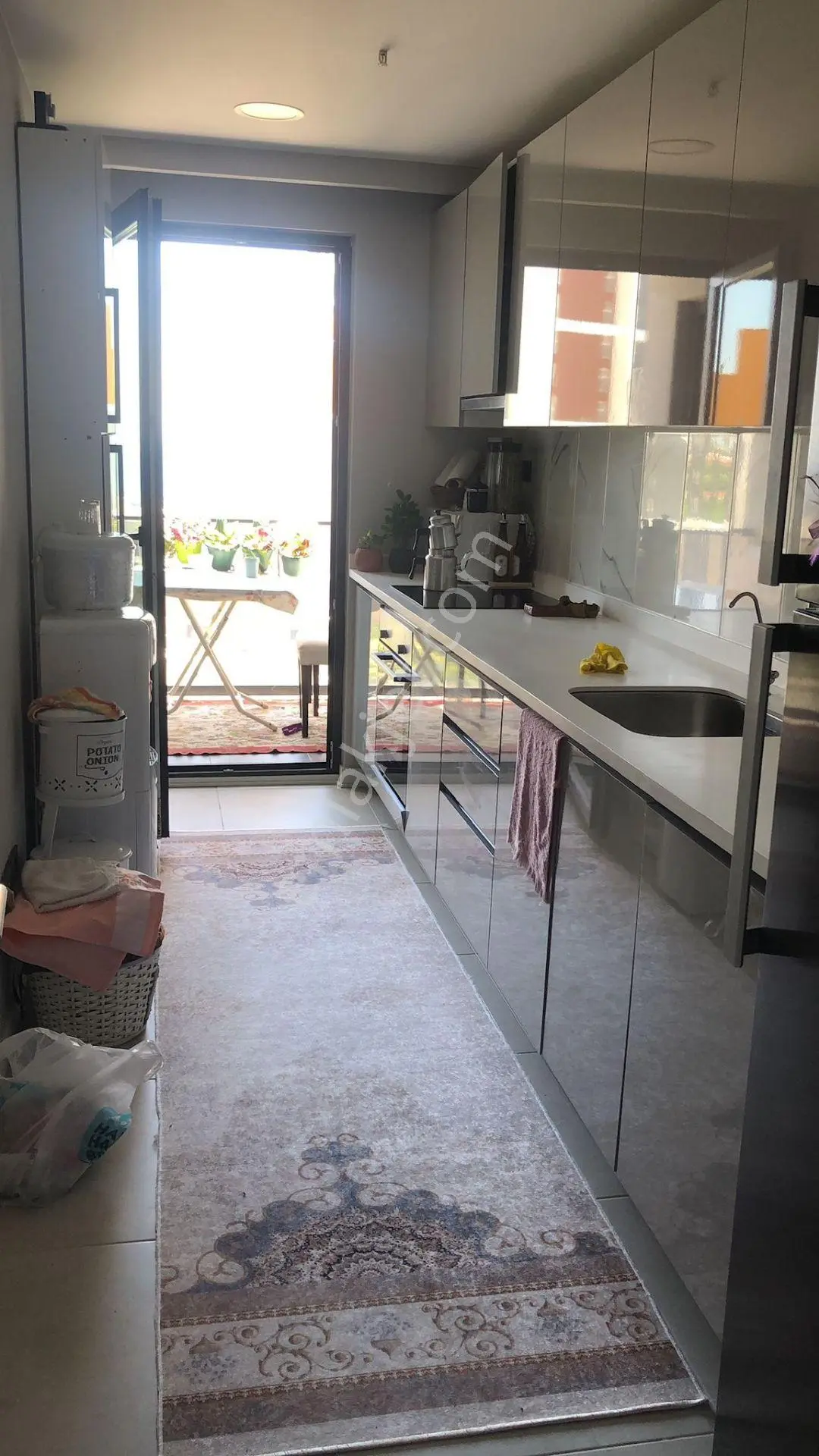 Mertcan Dan Havuzlu - Güvenlikli Site İçi 2+1 Arakat Lüks Satılık Daire