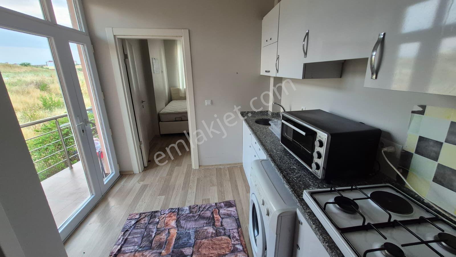 B&u Gayrimenkulden Cumhuriyet Mh Kiralık Eşyalı Balkonlu Daire. - Görsel 8