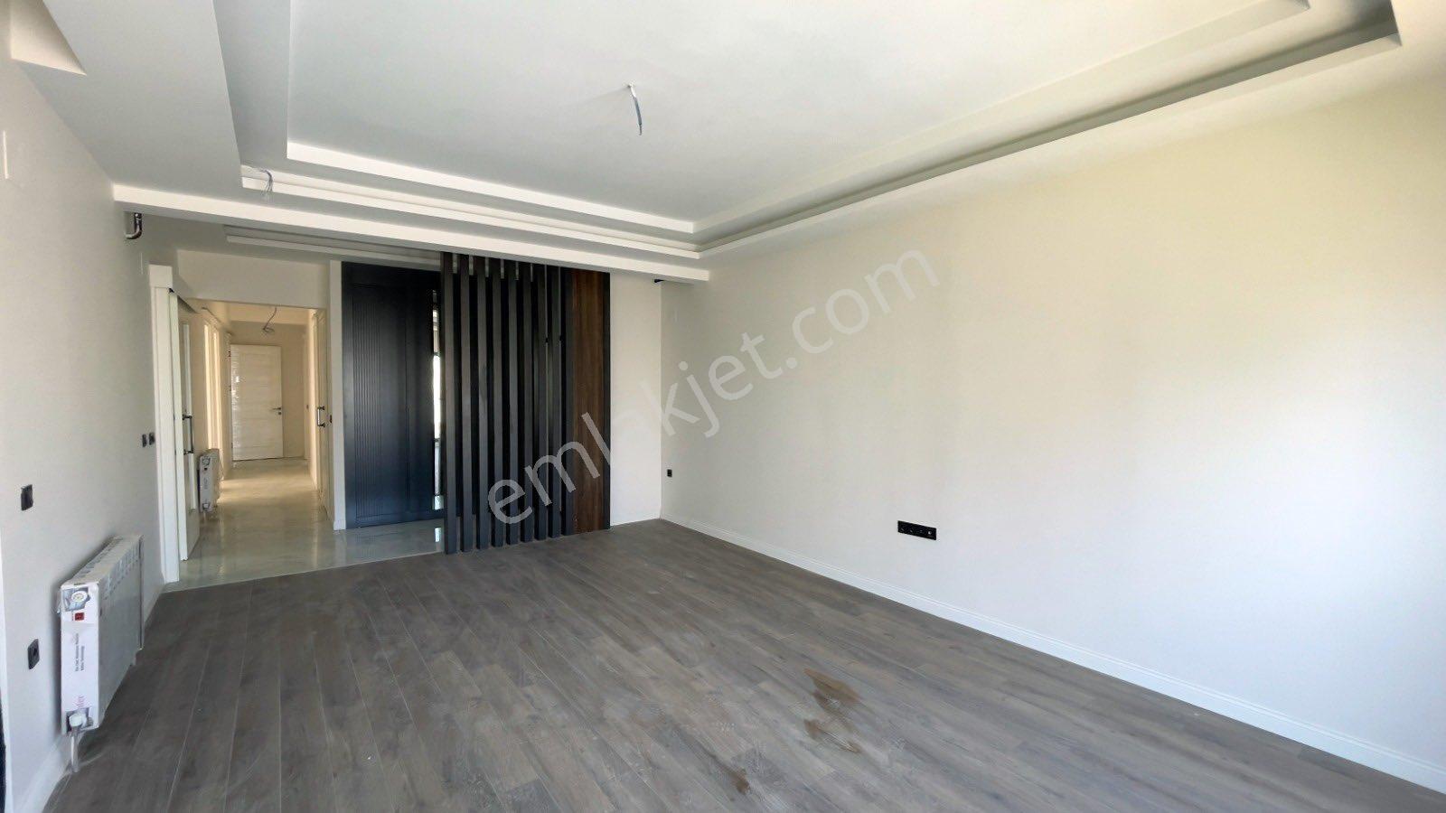 Elit Site De Düşük Katlı Lüx Daire - Görsel 8