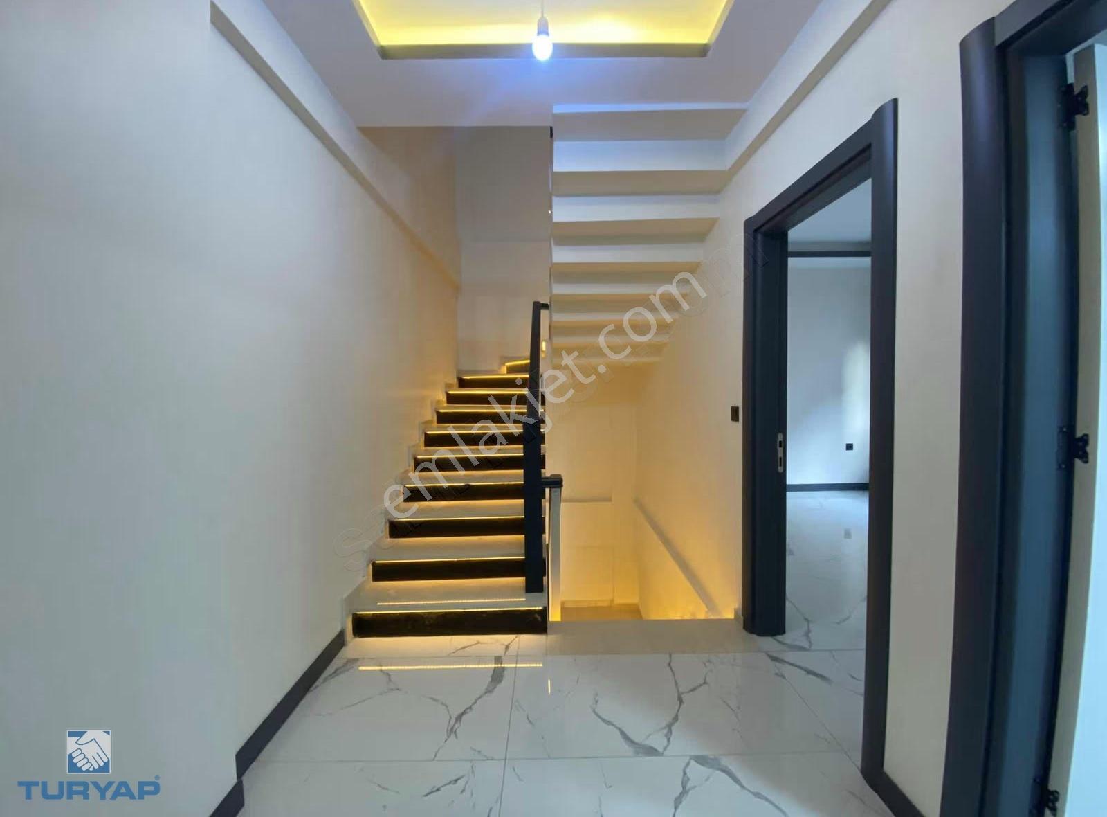 Turyaptan Türkmenköy Triplex Villa Teraslı Bahçeli 4 Banyo - Görsel 18