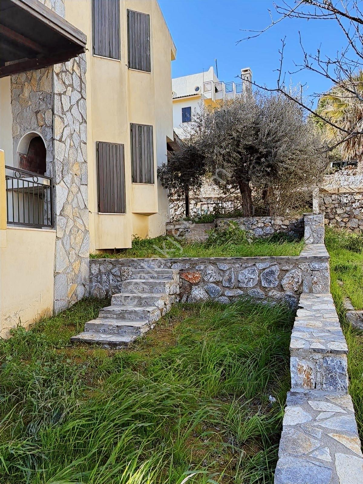 Denize Sıfır İassos Tatil Sitesinde Manzaralı Dubleks - Görsel 24