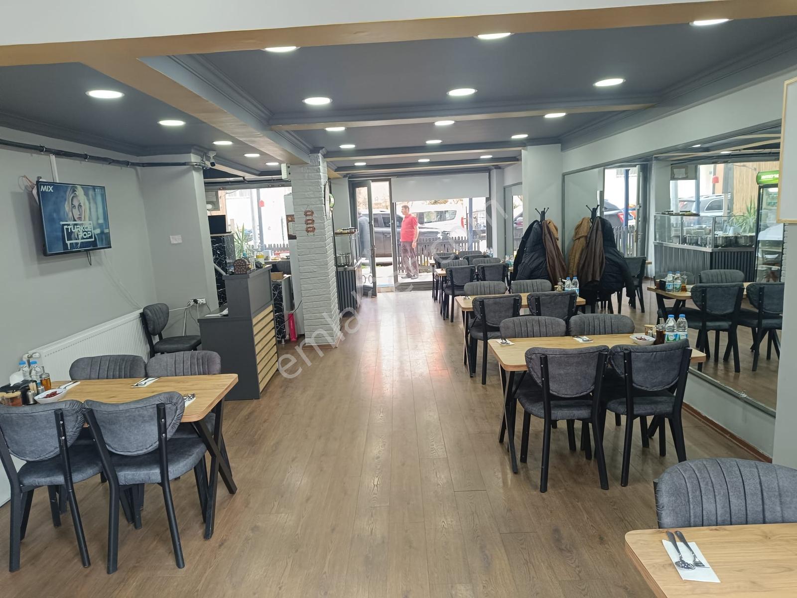 Muhittin Mah Eski Salıpazarı Caddesi Üstünde 150m2satılık Dükkan - Görsel 11