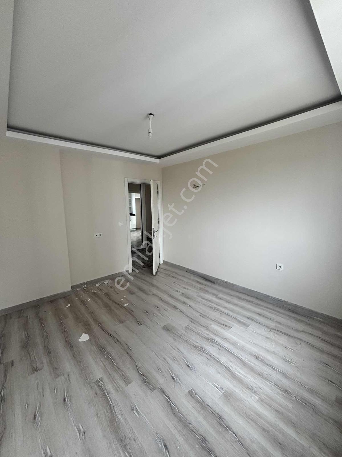 Cadde Üzeri Site İçerisinde Yüksek Kredili 3+1 K.mutfak D.gazlı - Görsel 14