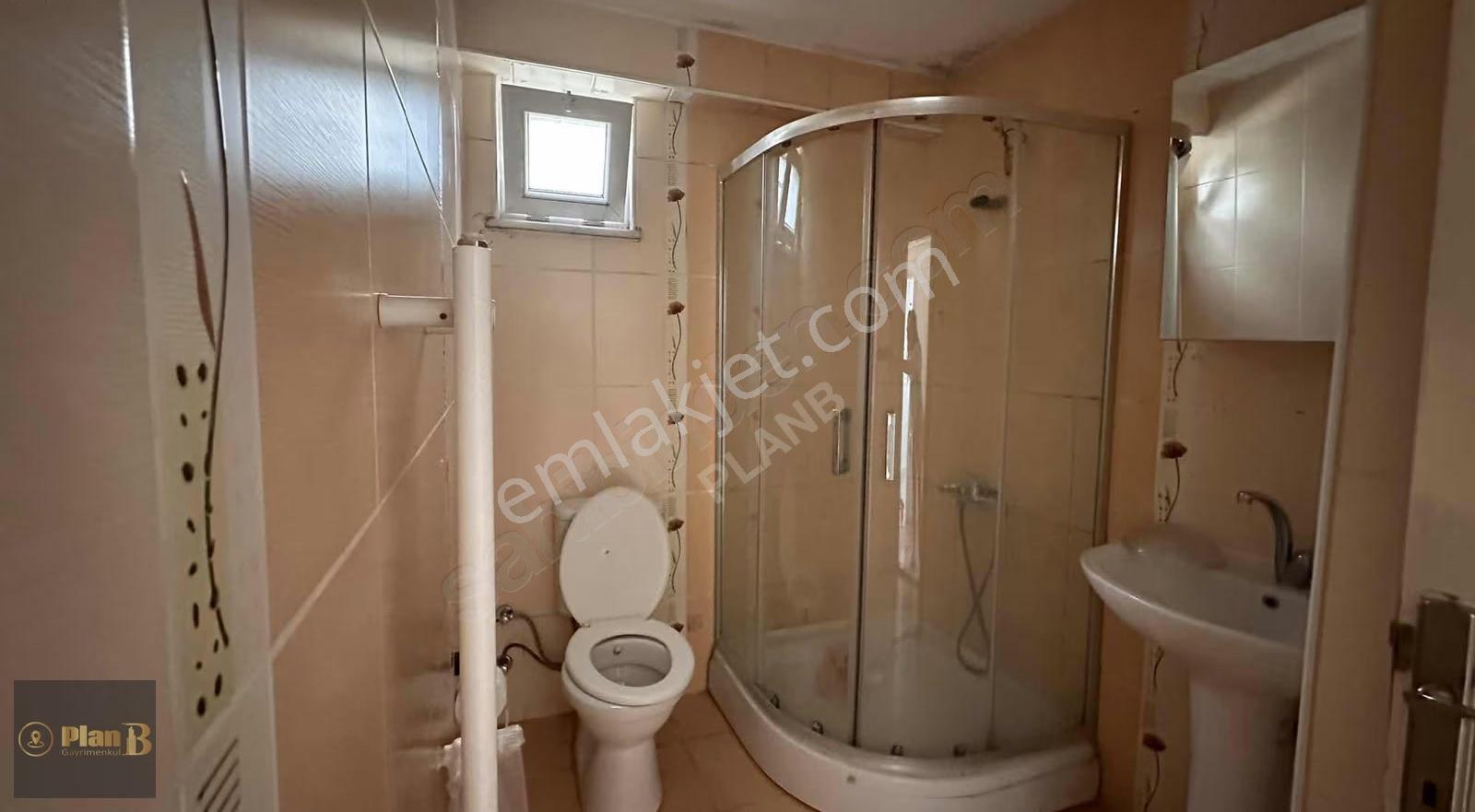 Yeşilova Merkez'de Aile Apartmanında 2+1 Kiralık Daire - Görsel 2