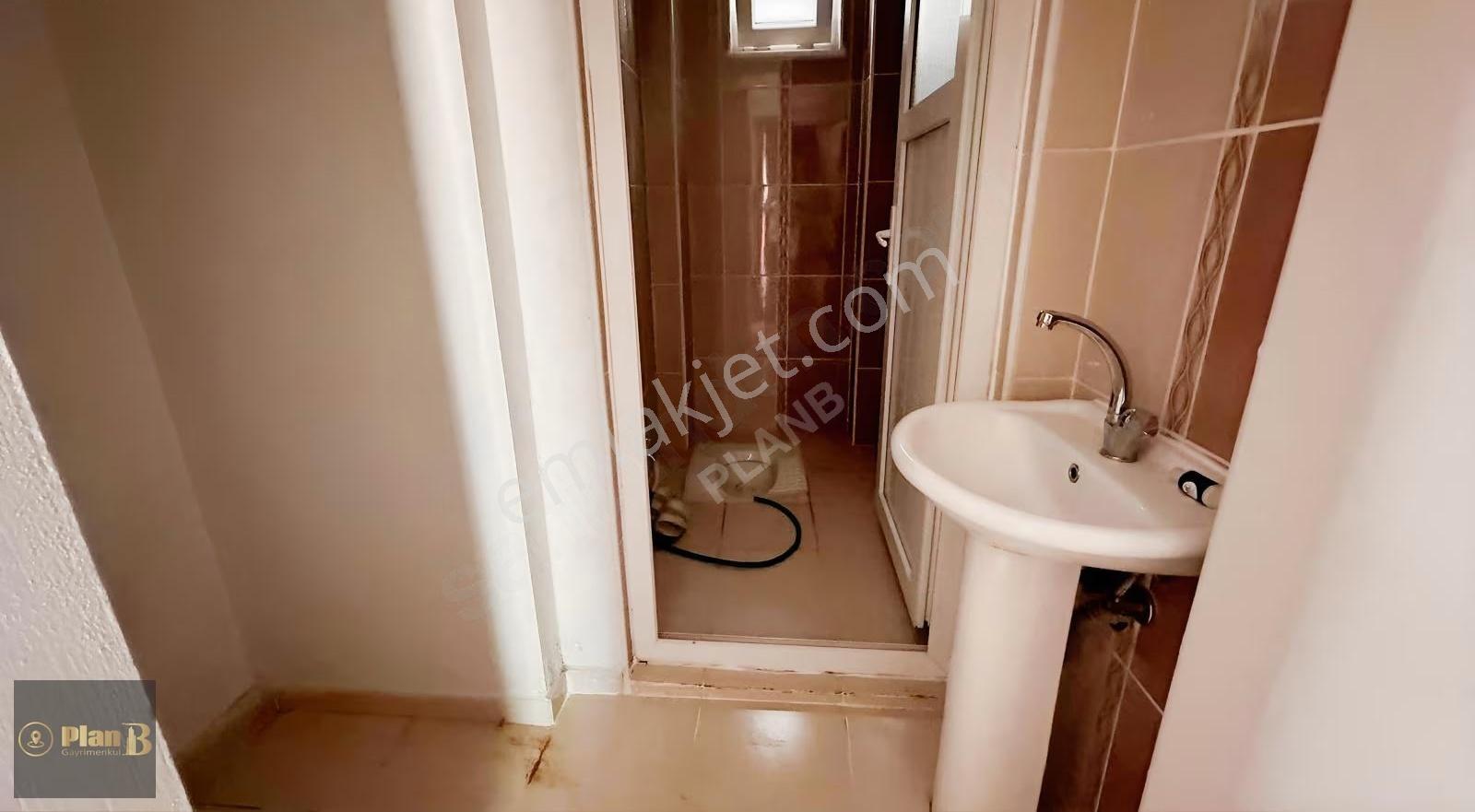 Yeşilova Merkez'de Aile Apartmanında 2+1 Kiralık Daire - Görsel 15