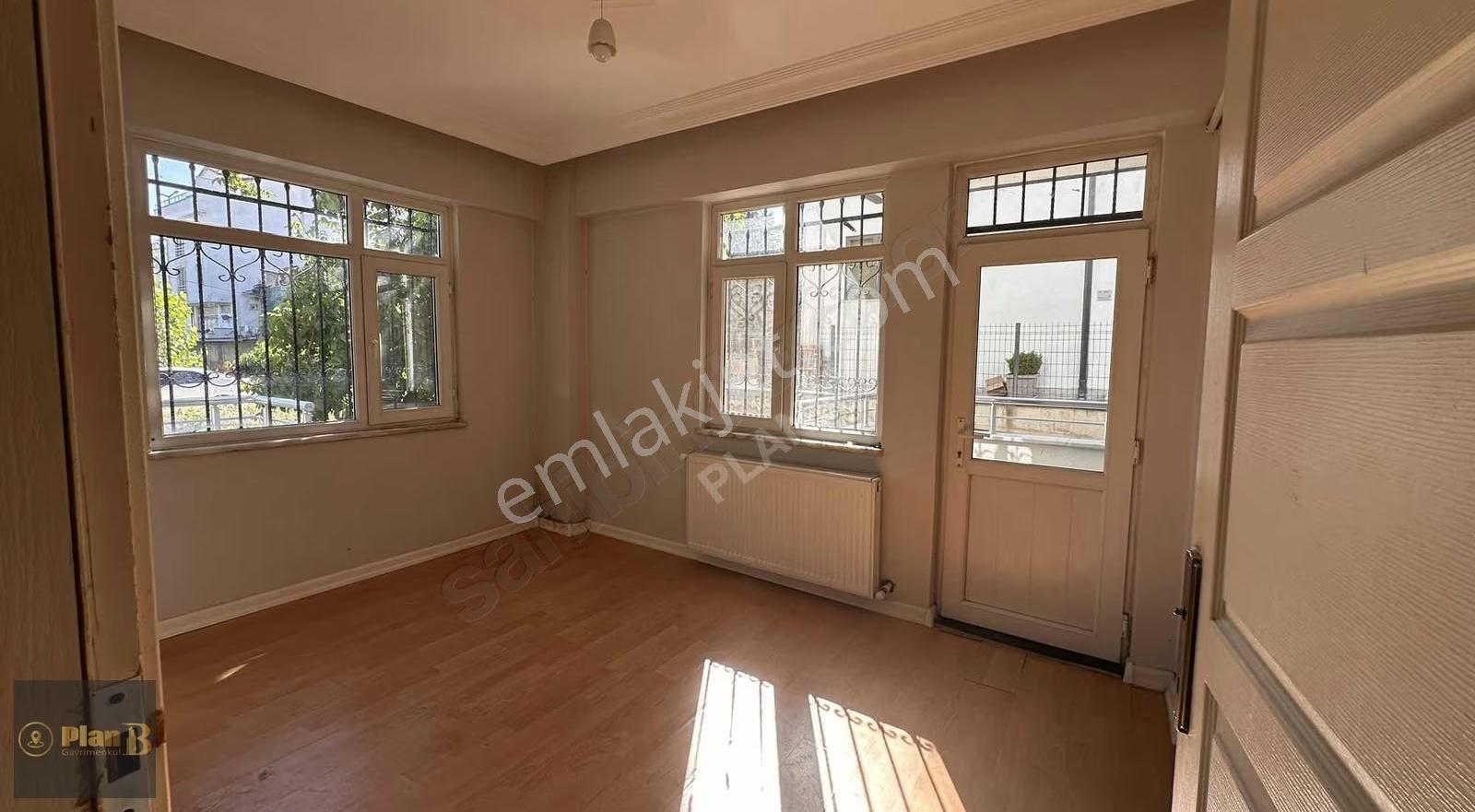 Yeşilova Merkez'de Aile Apartmanında 2+1 Kiralık Daire - Görsel 11
