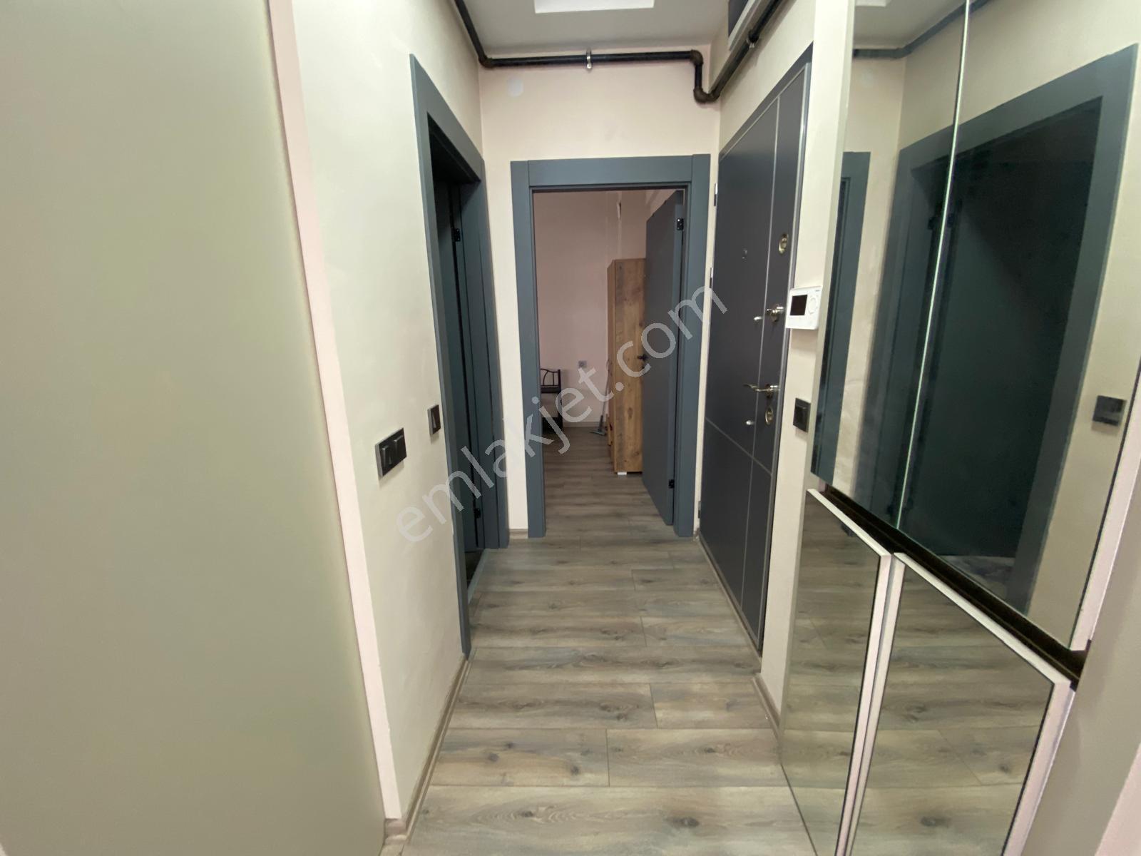Alaçatı'dan İncek'te Bulvar Yakını 1+1 Eşyalı Kiralık Daire - Görsel 16