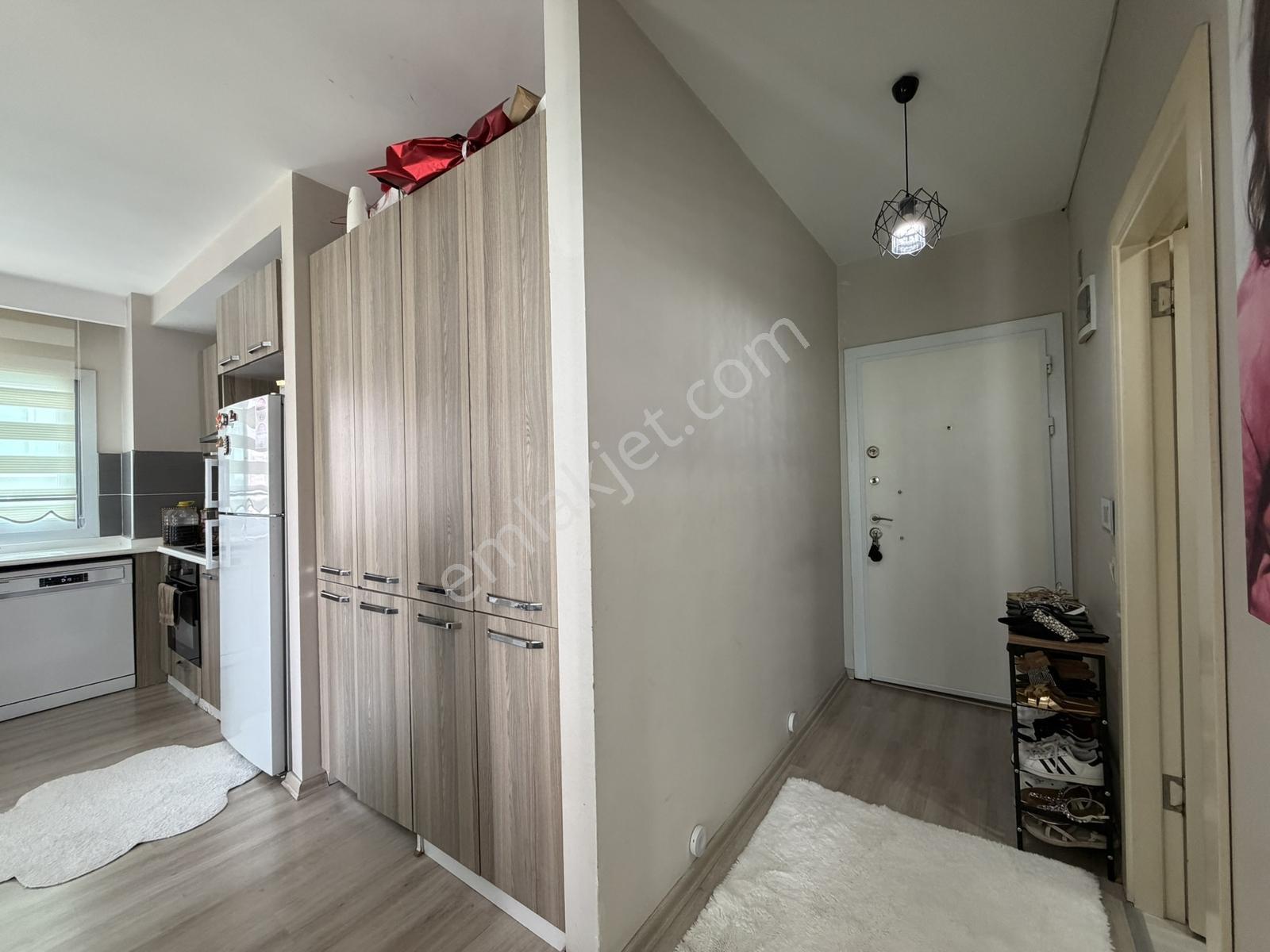 Arve'den Çiftlikköy'ün Prestijli Sitesinde 1+1 Eşyalı Kiralık - Görsel 2