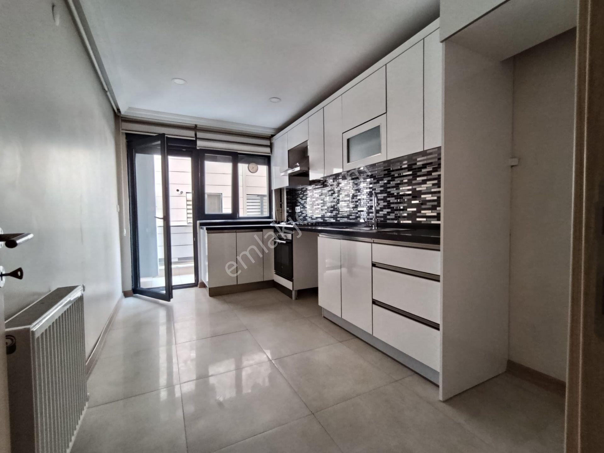 Bahçelievler Öğretmenevi Arkası 3+1 Satılık Daire - Görsel 23