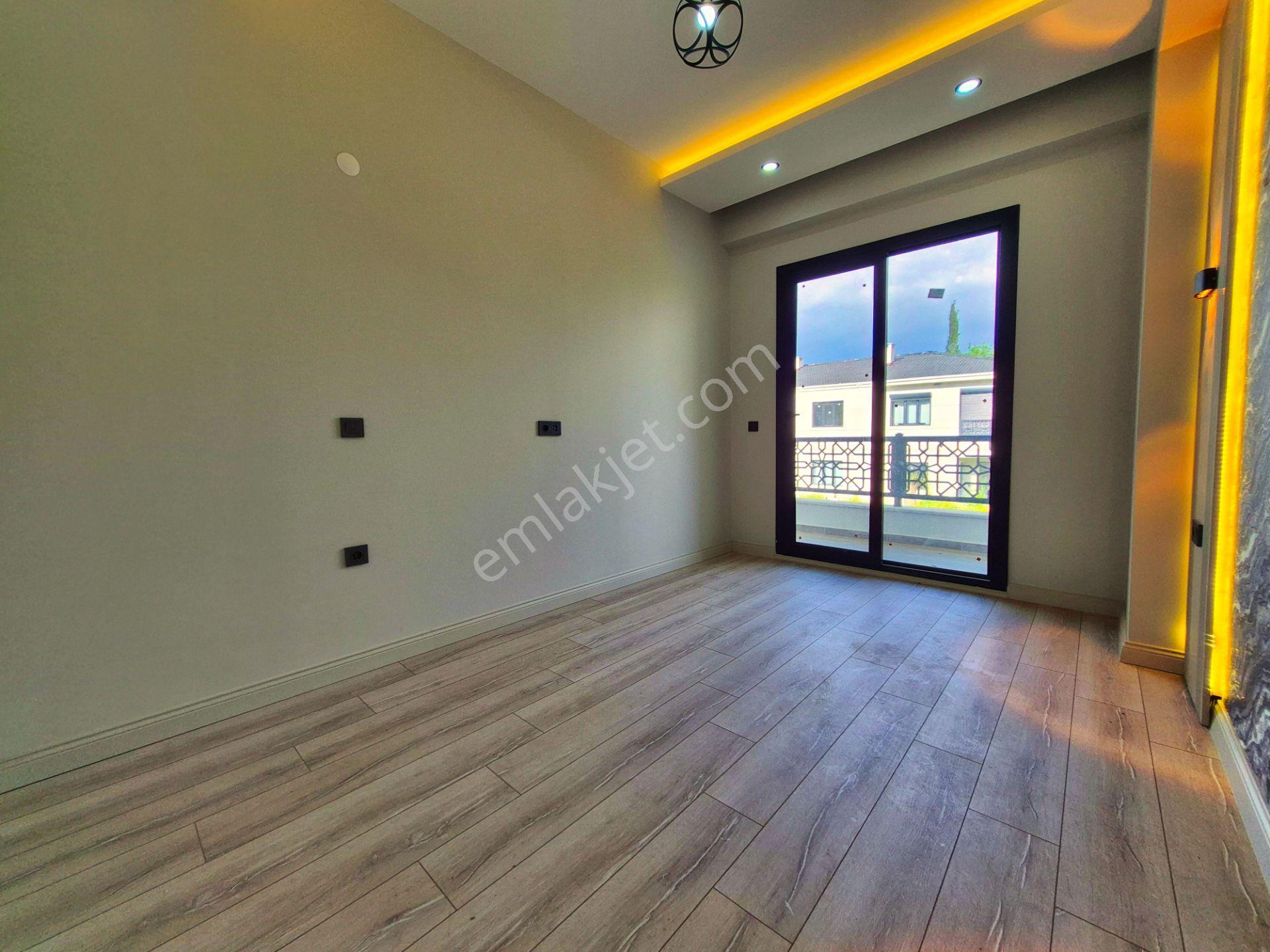 Aktiften Gürede Konforun Adresi; Kapanmaz Manzaralı Yerden Isıtmalı Modern Ankastreli 1+1 Daire - Görsel 23