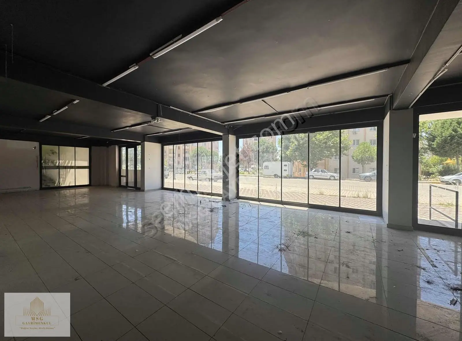 Msg'den Torbalıda Geniş Cepheli, Wc'li, Boş Teslim 192 M² Dükkan - Görsel 29