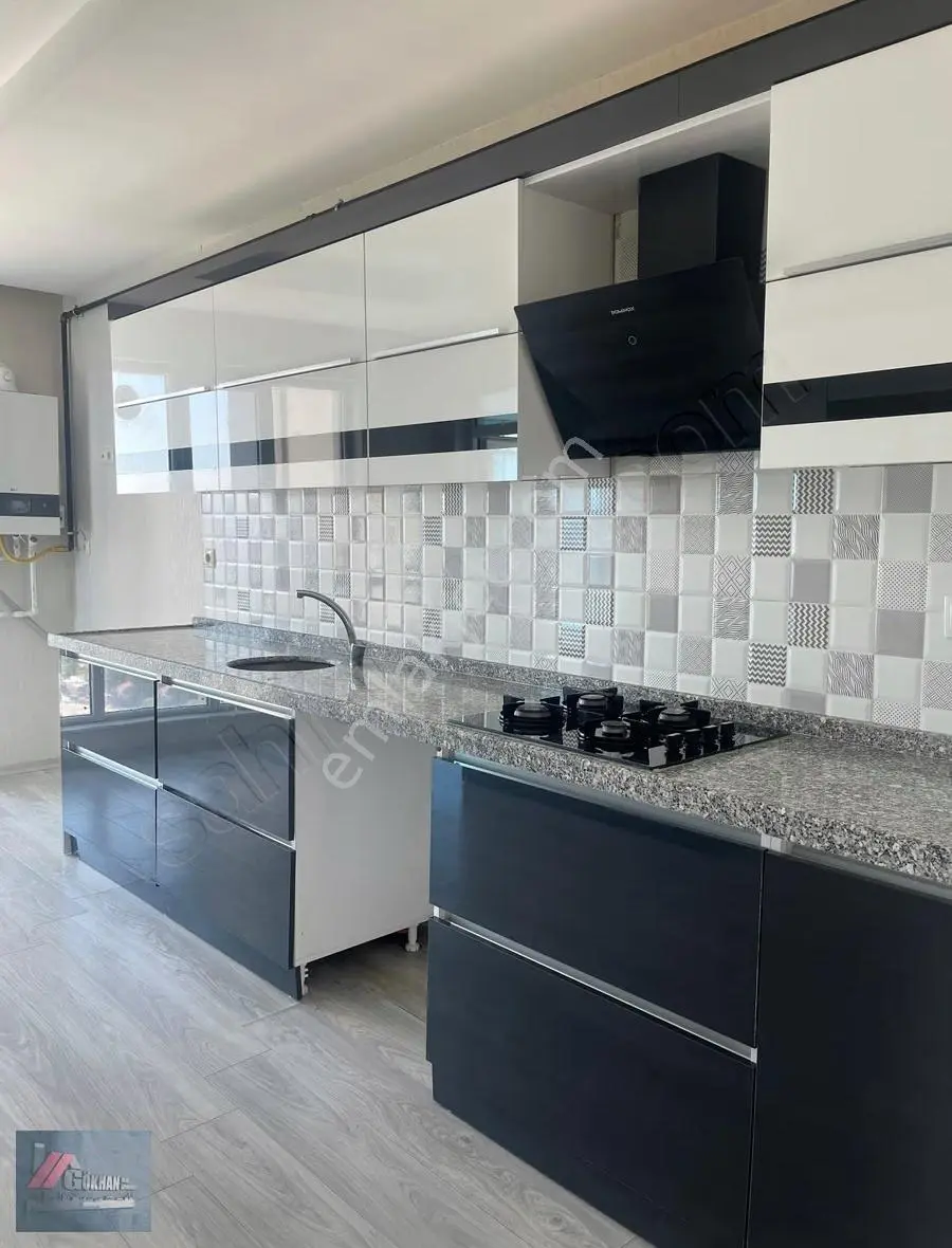 Yeni Bayındır'da Mavigöl Manzaralı Geniş Balkonlu Kiralık Daire - Görsel 18