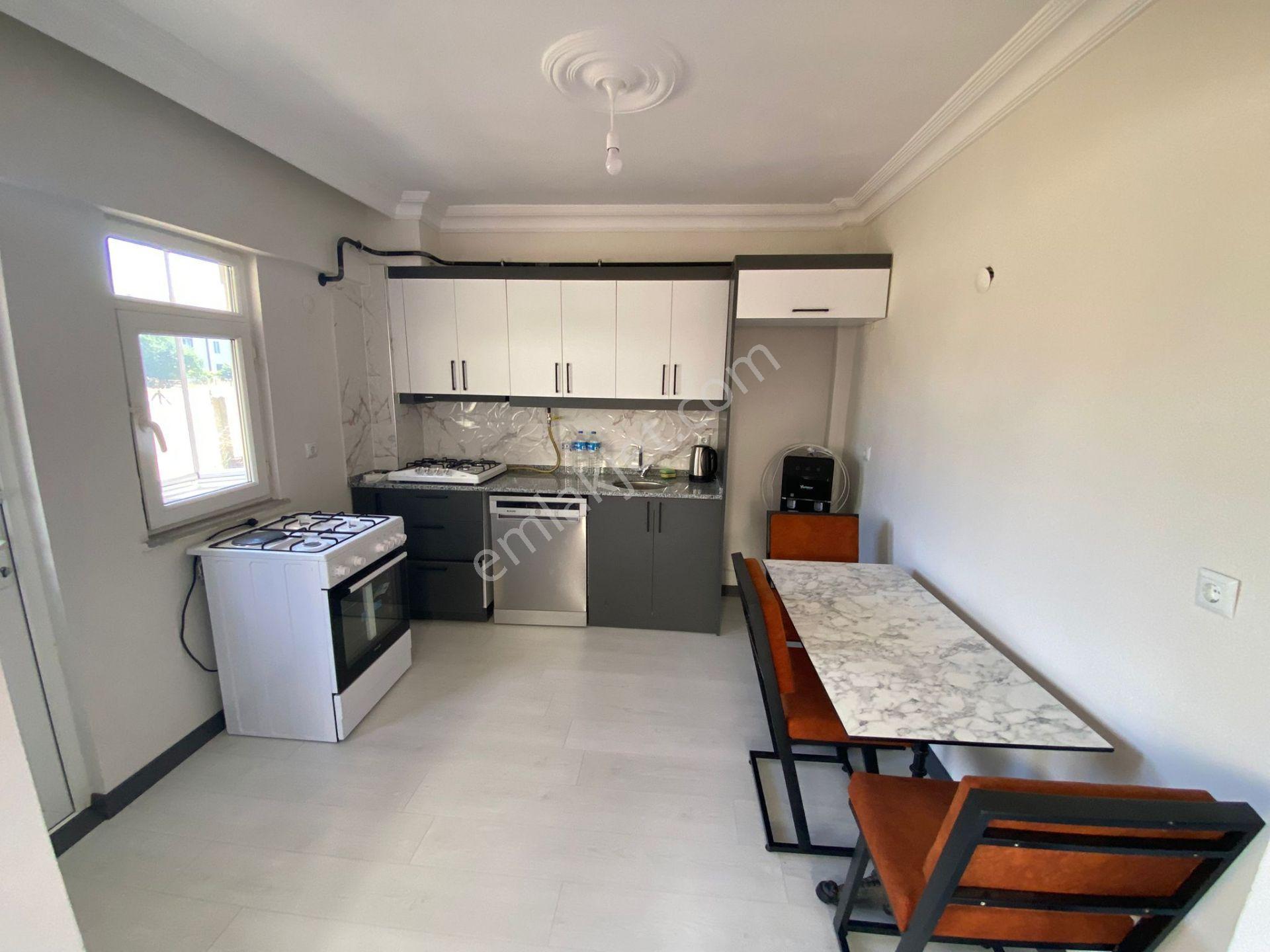 Bahçe Kat Eşyalı Kiralık 2+1 Daire...3 Balkonlu - Görsel 20