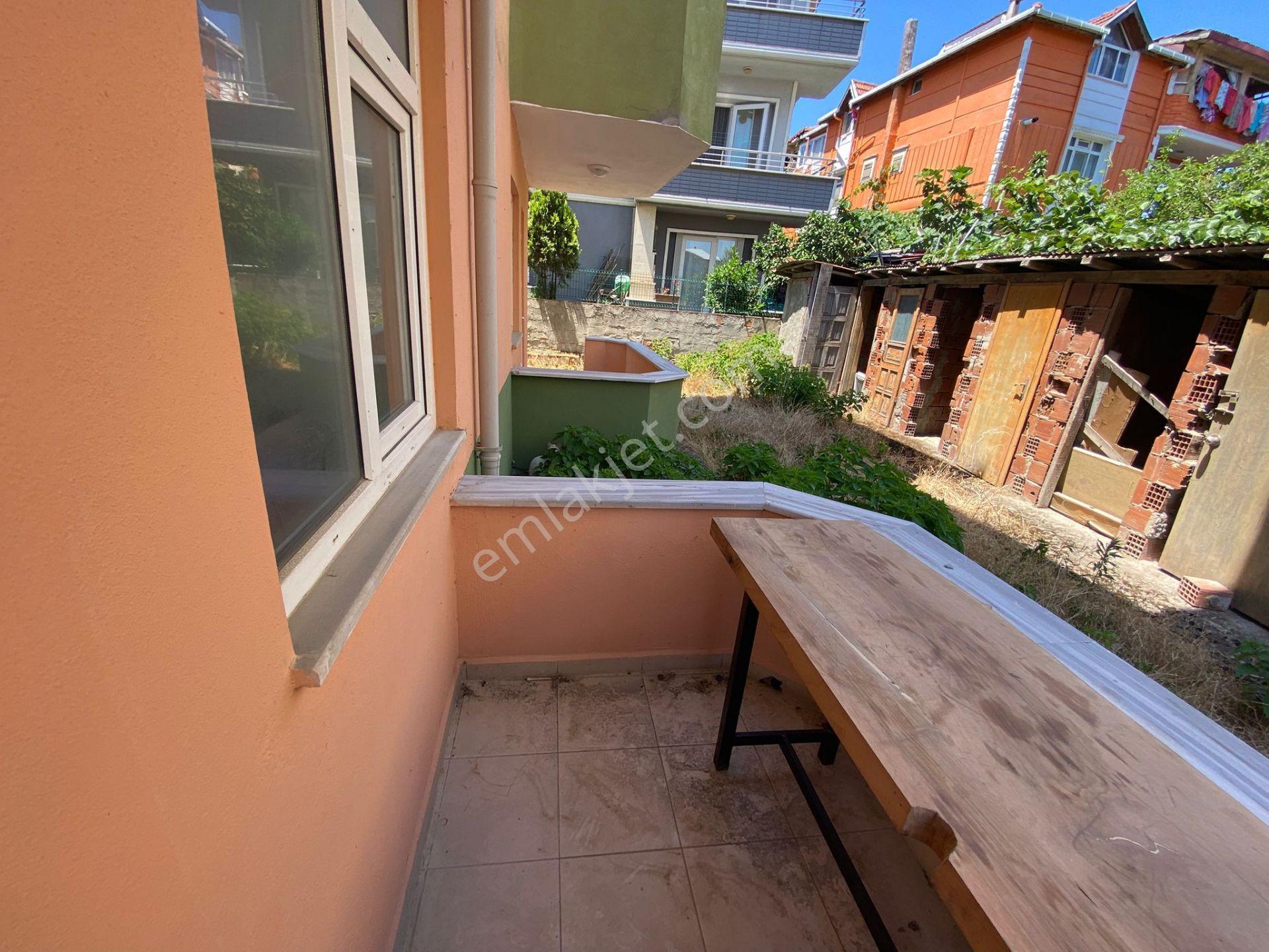 Bahçe Kat Eşyalı Kiralık 2+1 Daire...3 Balkonlu - Görsel 8
