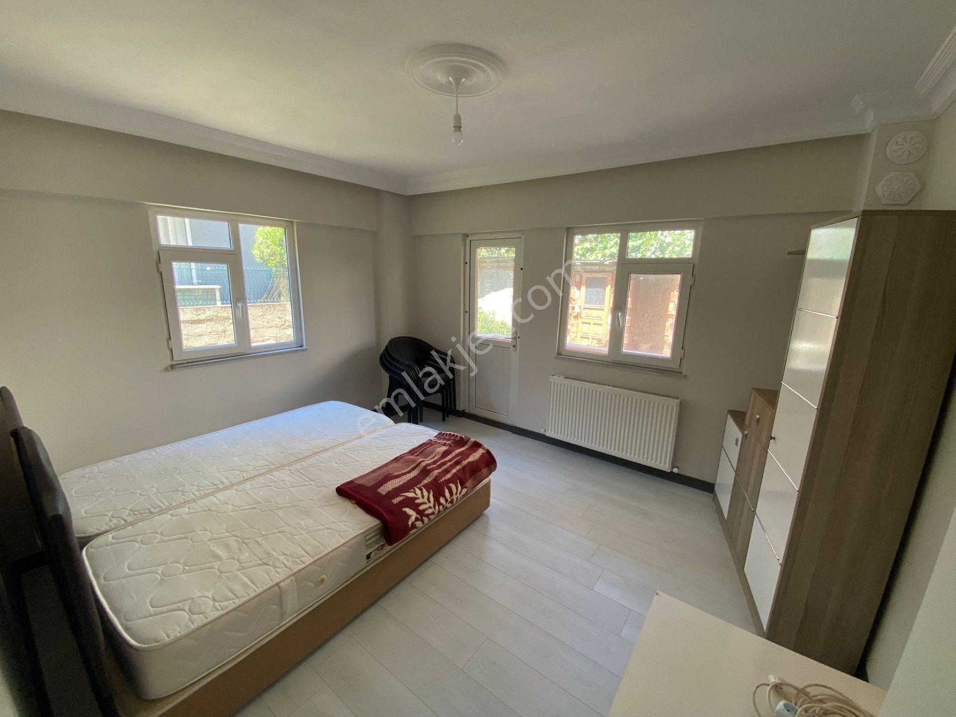 Bahçe Kat Eşyalı Kiralık 2+1 Daire...3 Balkonlu - Görsel 22