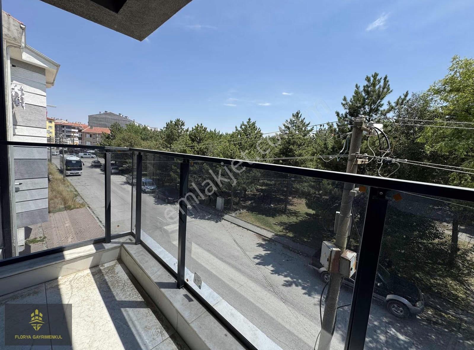 Park Cepheli Ara Kat Yerden Isıtmalı Sıfır 2+1 Daire - Görsel 13