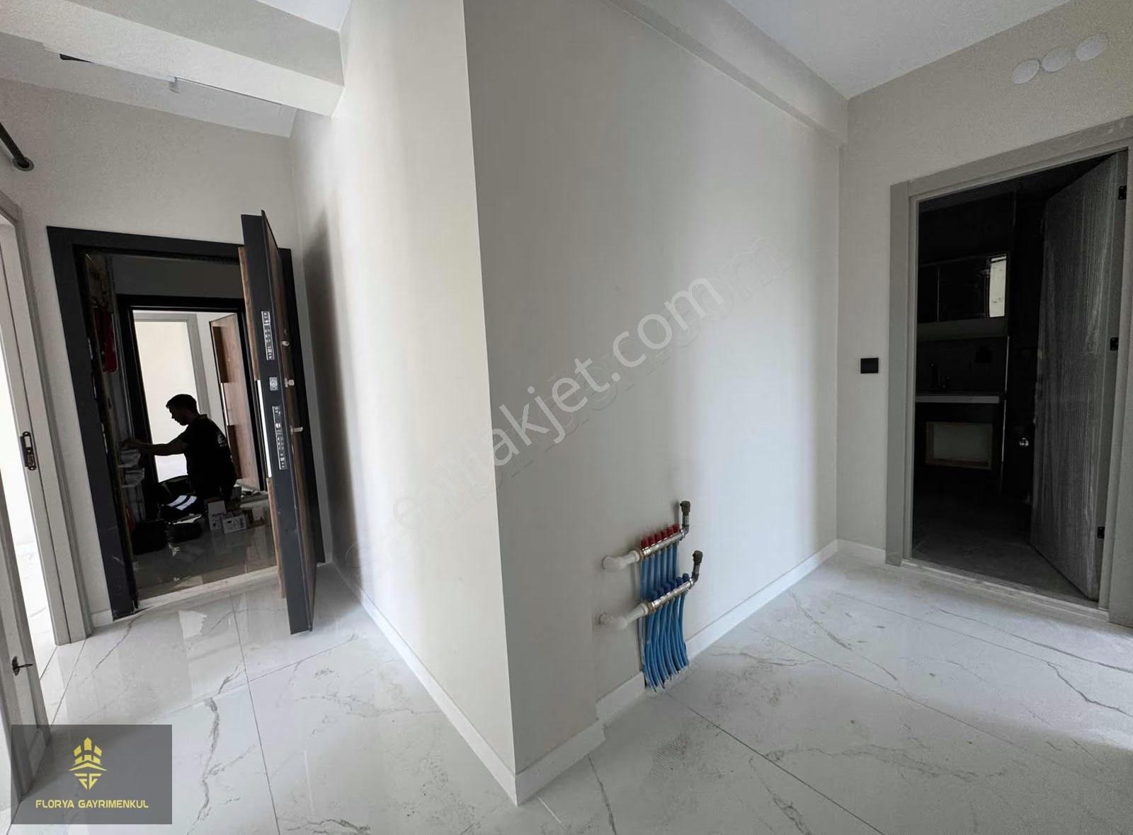 Park Cepheli Ara Kat Yerden Isıtmalı Sıfır 2+1 Daire - Görsel 8