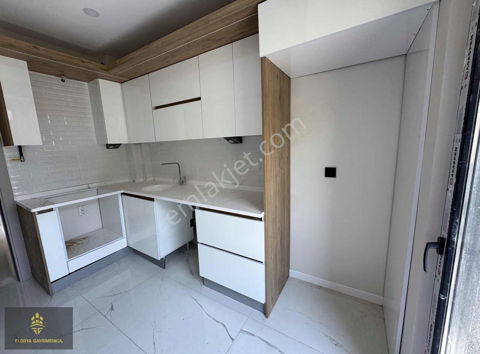Park Cepheli Ara Kat Yerden Isıtmalı Sıfır 2+1 Daire - Görsel 12