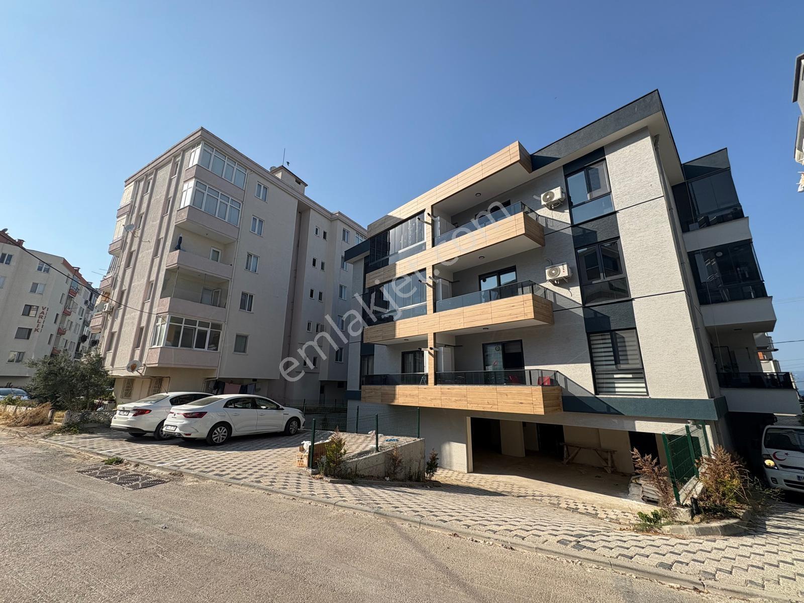 Mudanya Güzelyalıda Deniz Manzaralı 1+1 Eşyalı Satılık Daire - Görsel 31