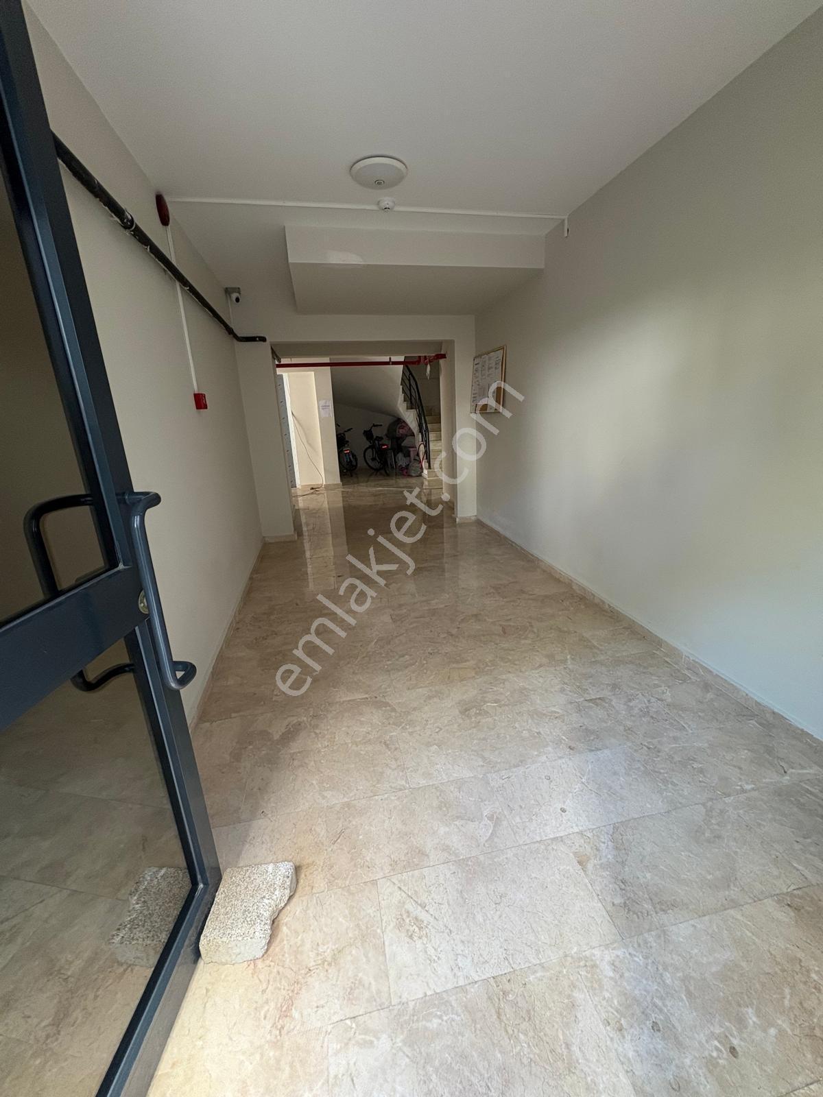 Mudanya Güzelyalıda Deniz Manzaralı 1+1 Eşyalı Satılık Daire - Görsel 28