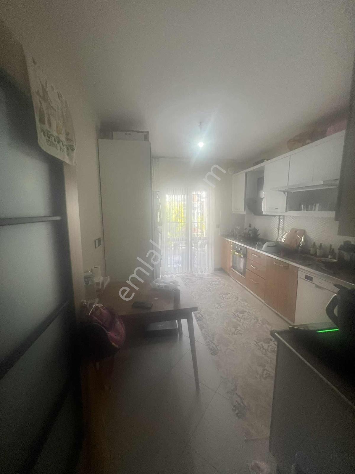 Kayaşehir 24.bölge Çamlıbahçe'de Kiralık 3+1 Daire - Görsel 2