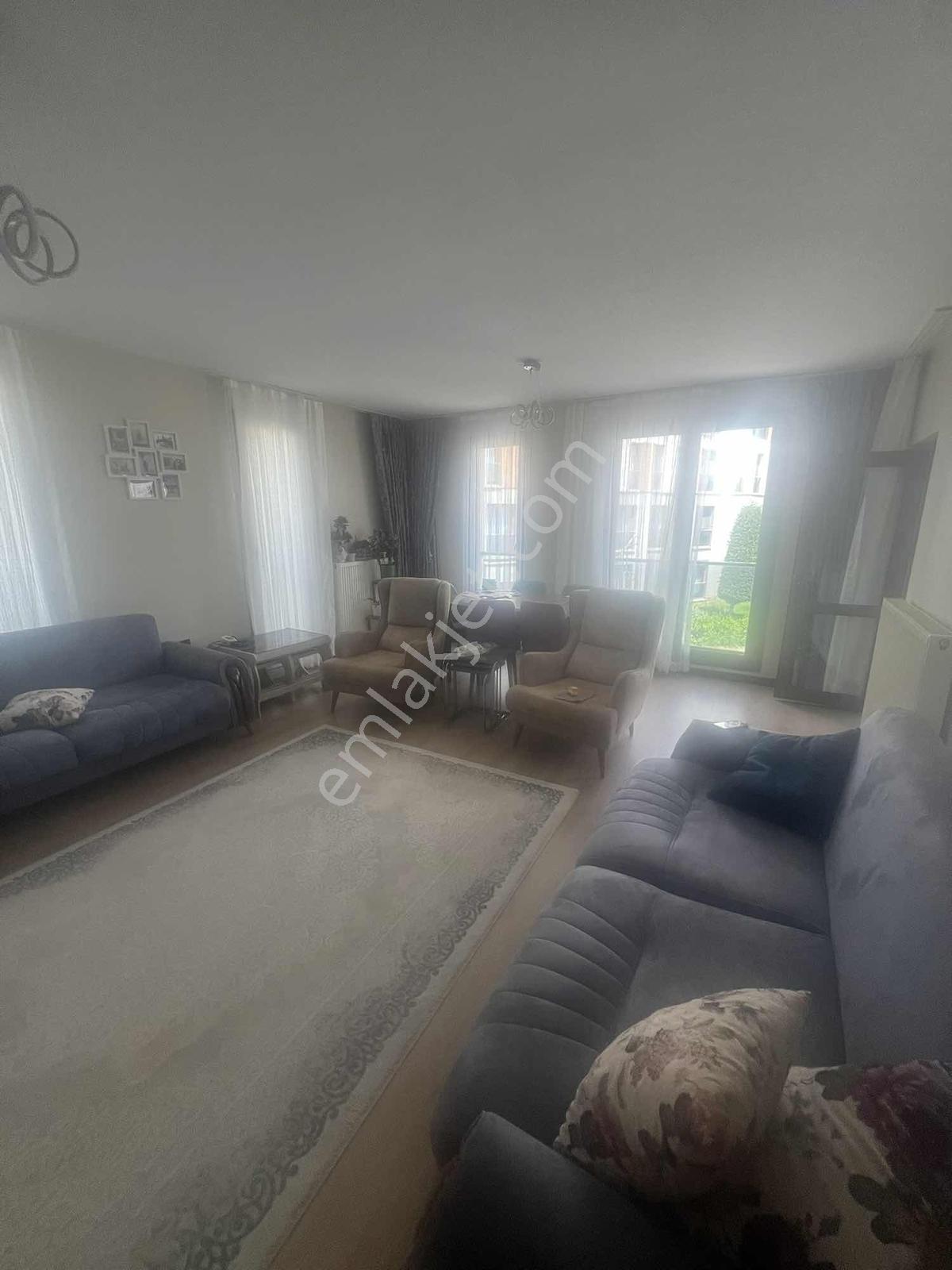Kayaşehir 24.bölge Çamlıbahçe'de Kiralık 3+1 Daire