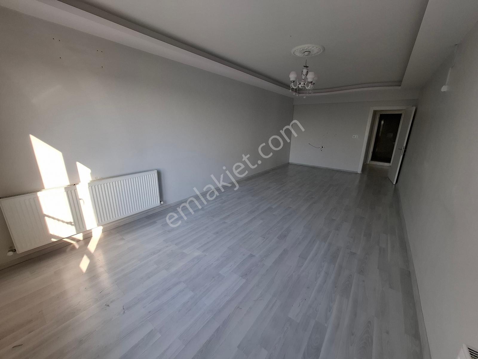 Akhisar Cumhuriyet Fahri Sertel Emlaktan Kiralık Daire - Görsel 26