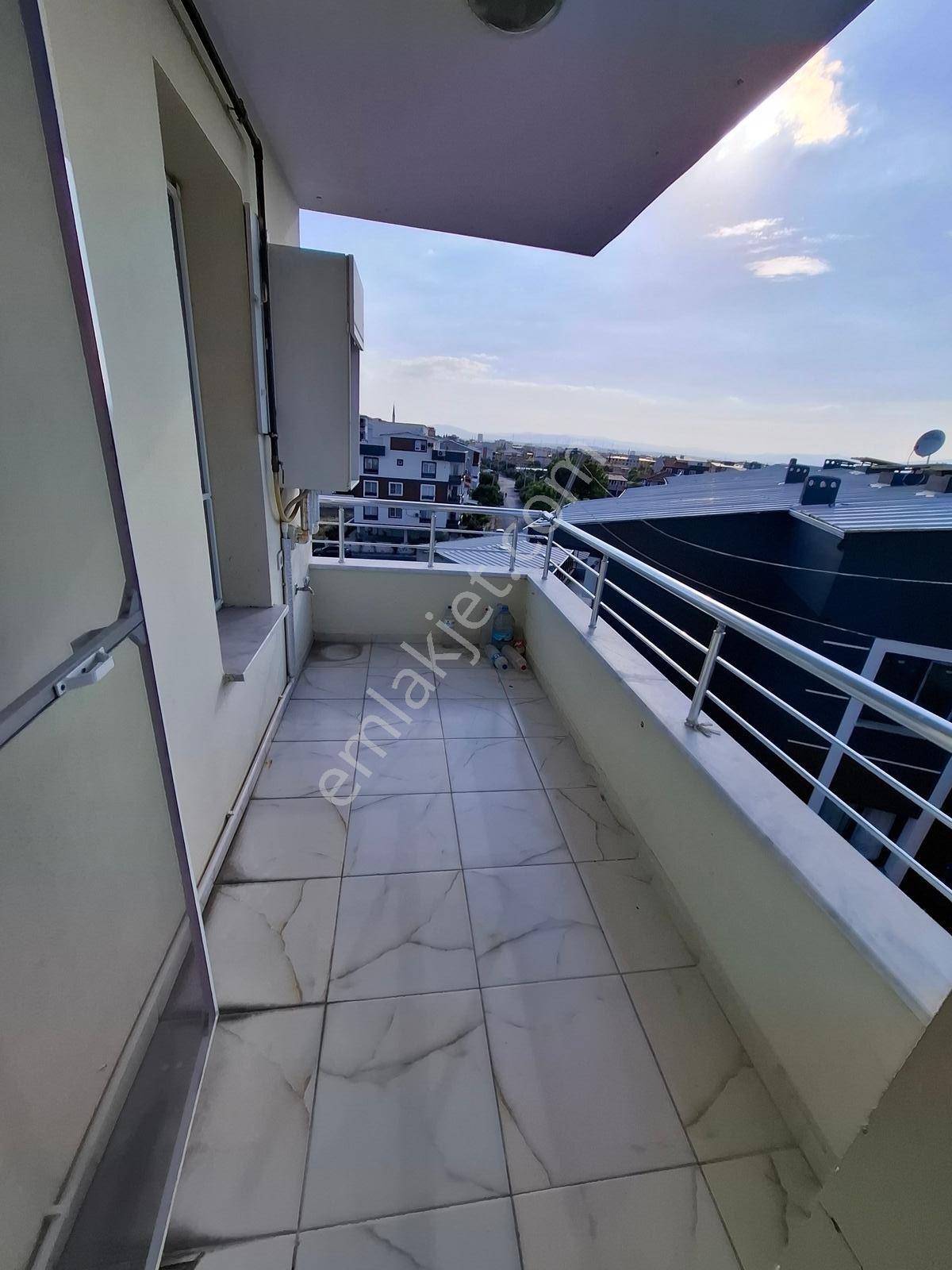 Akhisar Cumhuriyet Fahri Sertel Emlaktan Kiralık Daire - Görsel 29
