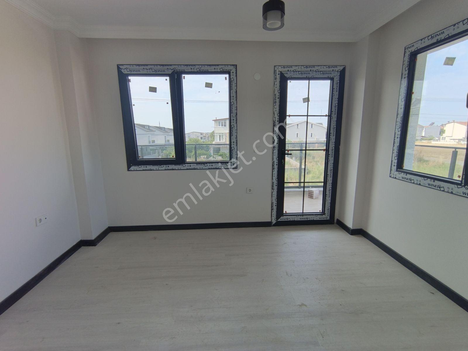 Cadde Cepheli 160.m2 Arsa İçinde 2+1 İskanlı Villa Altyapılı - Görsel 26