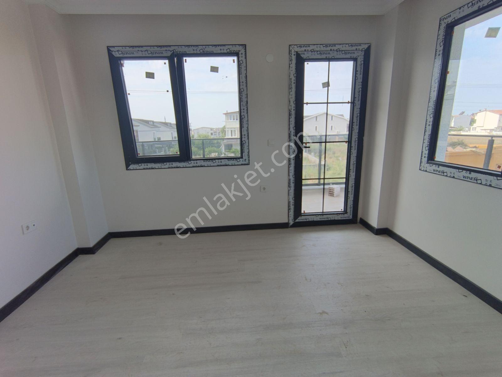 Cadde Cepheli 160.m2 Arsa İçinde 2+1 İskanlı Villa Altyapılı - Görsel 28