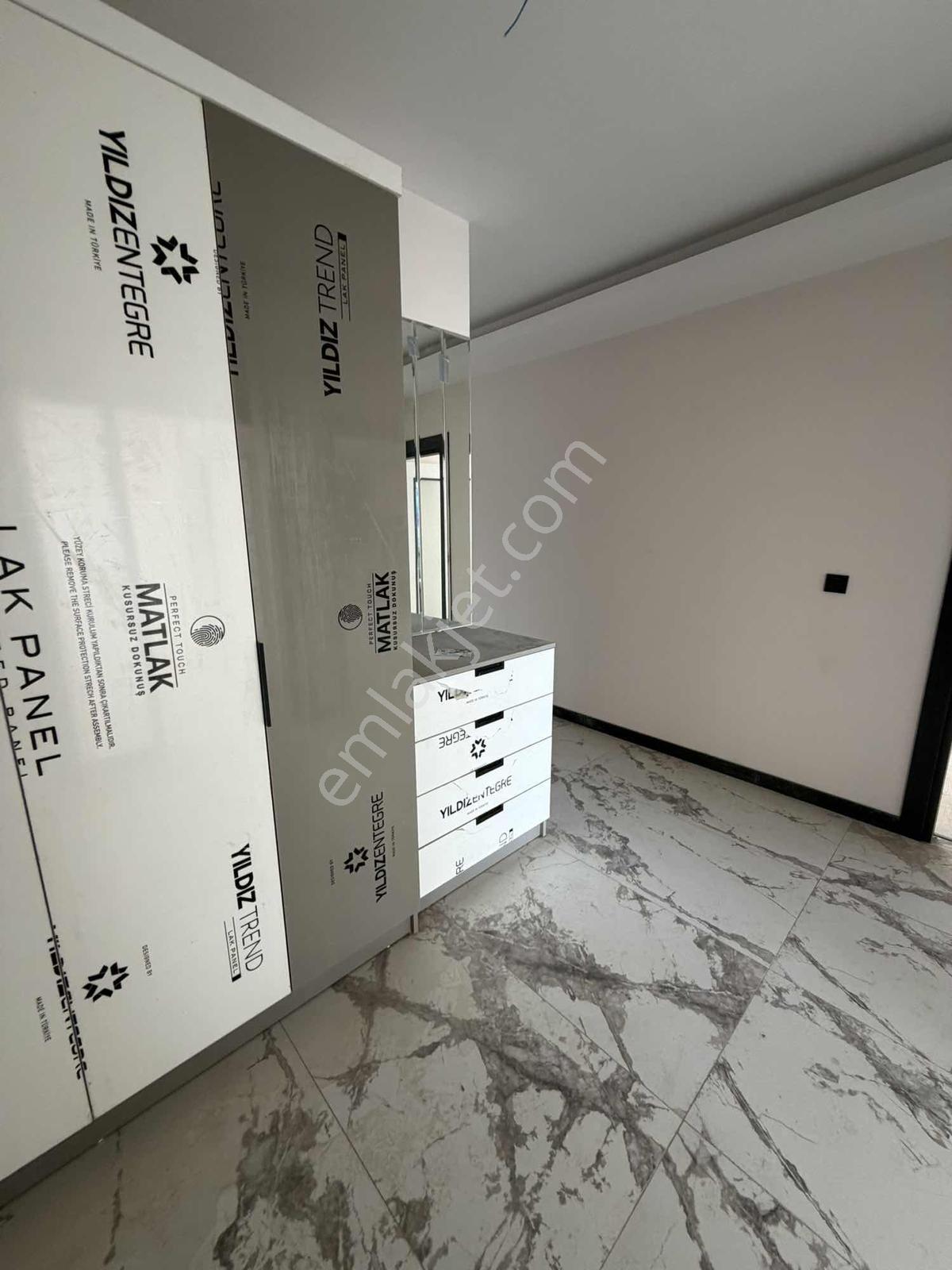Deniz Manzaralı Lüks 4+1 Daire, 19 Mayıs Bulvarı Cepheli - Görsel 16