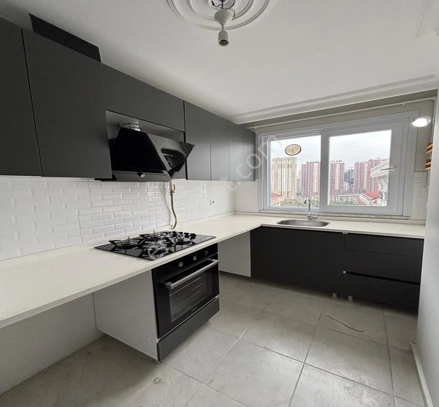 Esenyurtta Metrobüse Yakın Kiralık Temiz 2+1 Arakat - Görsel 7