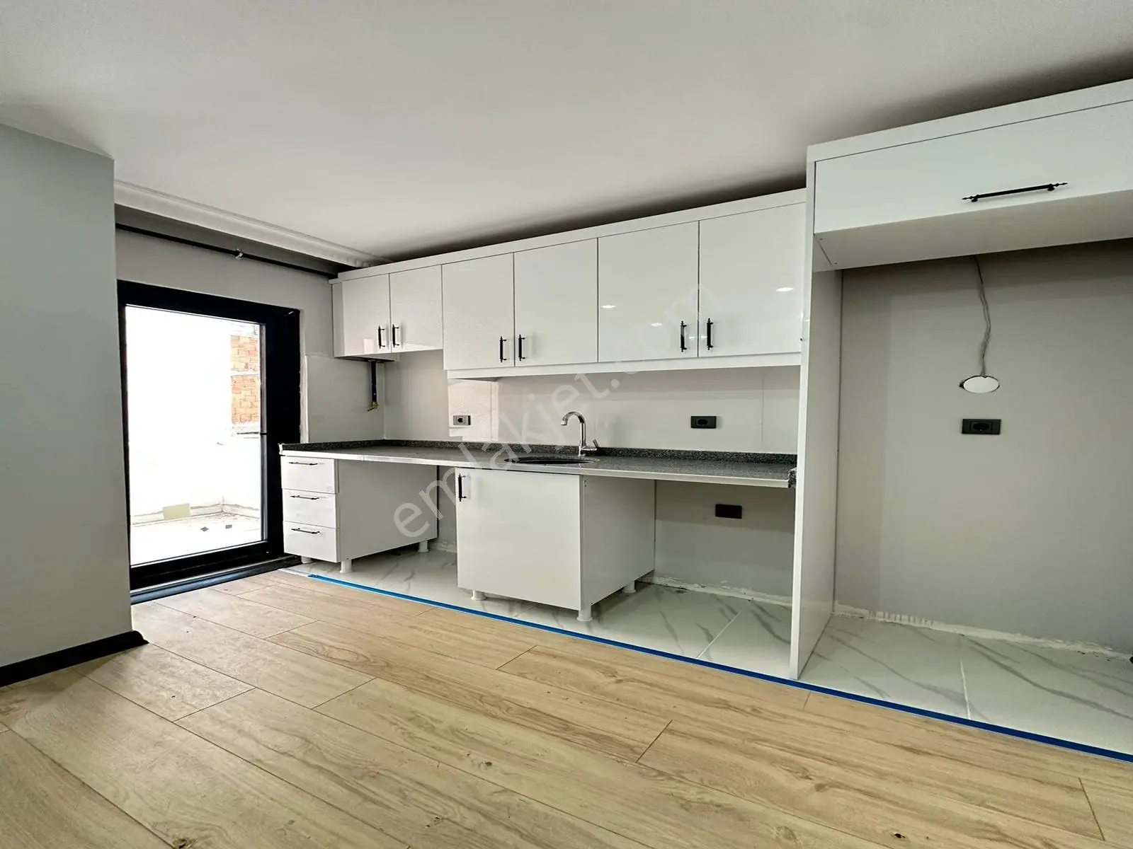 Yenikent Mah. Göçmen Mahallesinde | Sıfır | 110m² | Ara Kat 2+1 - Görsel 21