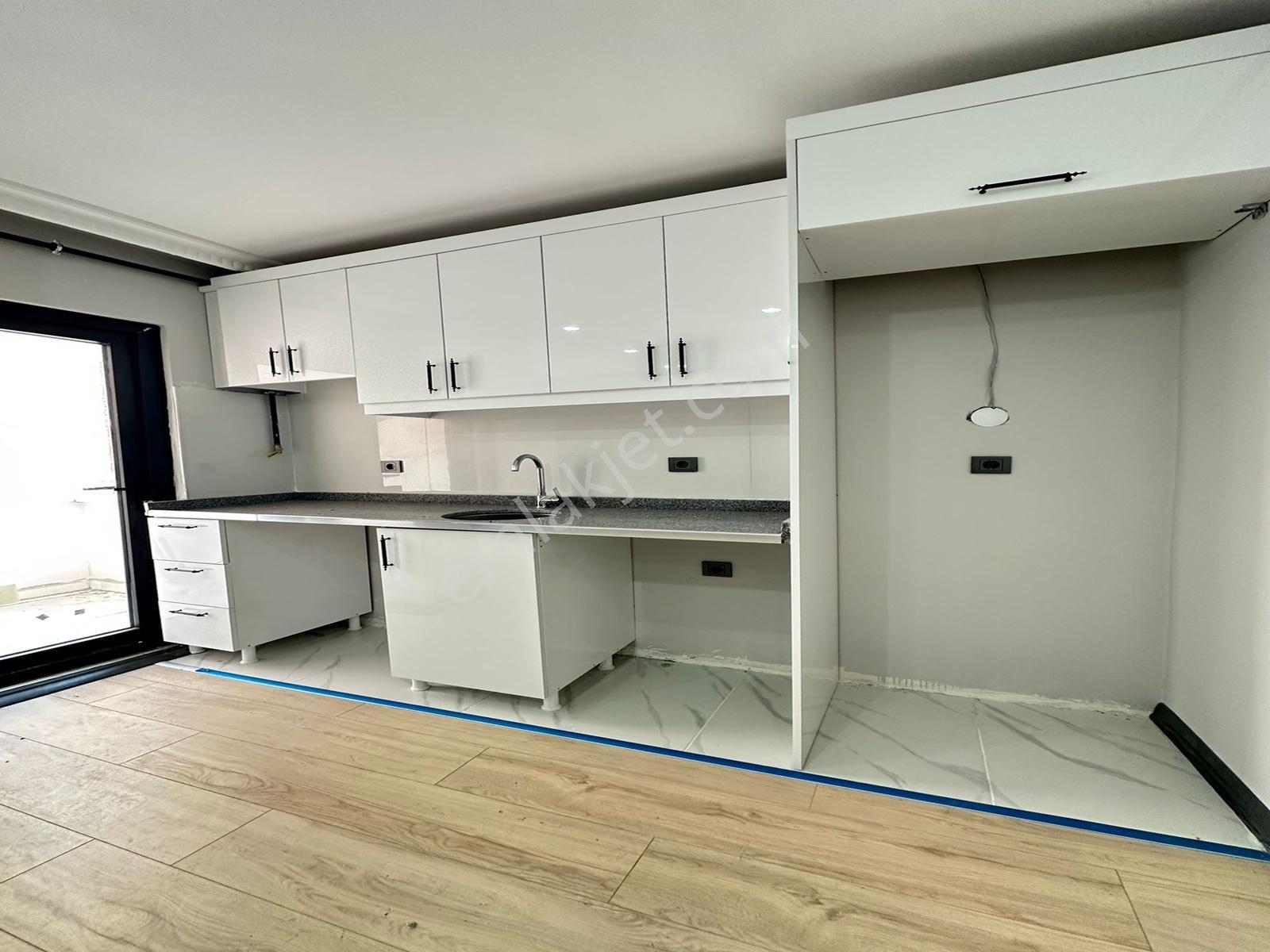 Yenikent Mah. Göçmen Mahallesinde | Sıfır | 110m² | Ara Kat 2+1 - Görsel 32