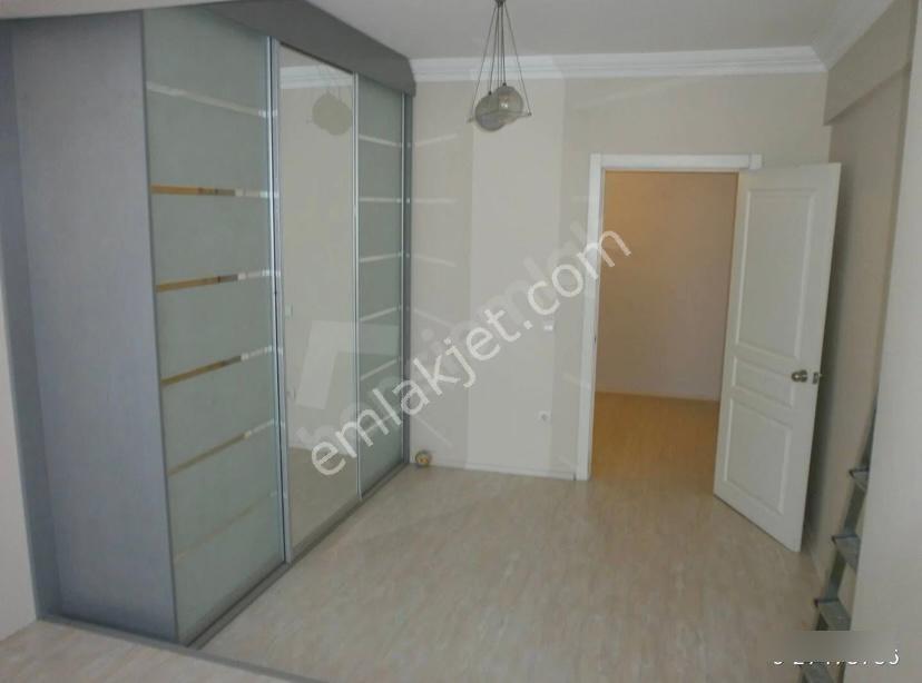 Engin Erdem Den 4+1 Teras Kat Asansörlü 300m2 Köşe - Görsel 18