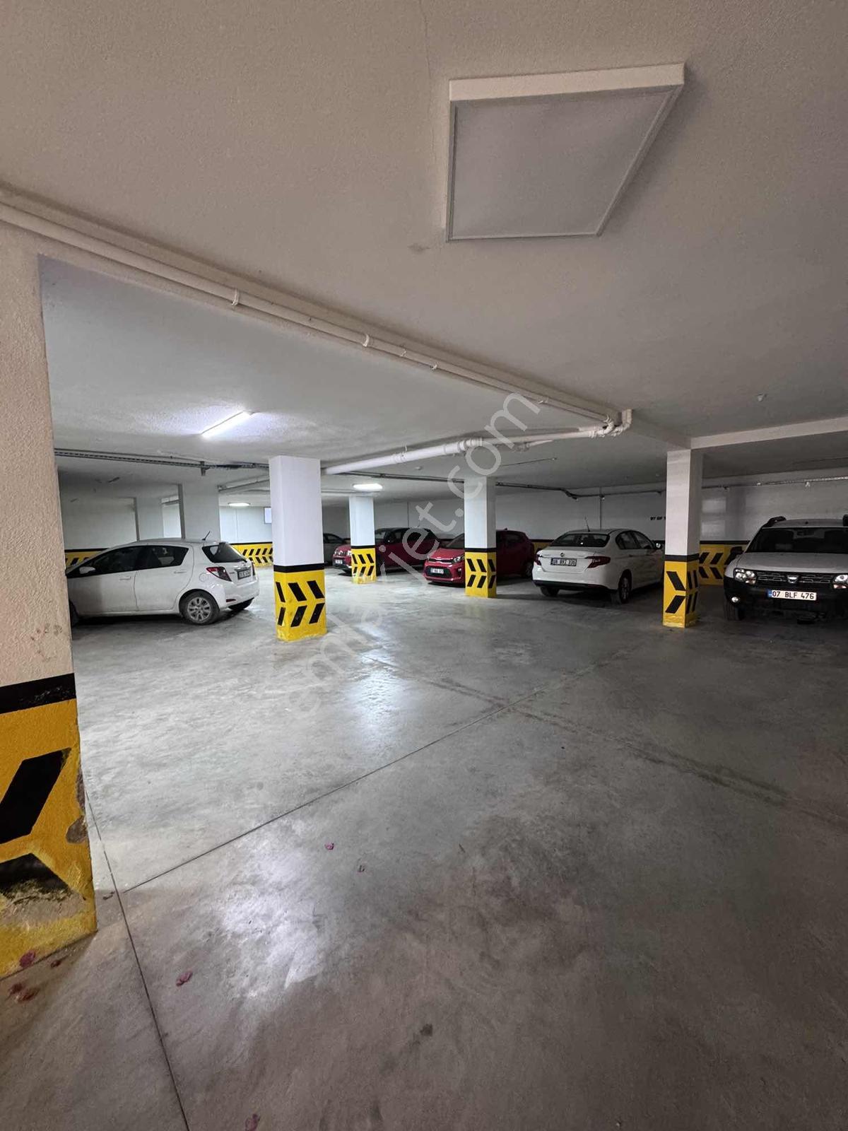 Antalya Bahçelievler Mahallesinde Kiralık 3+1 Full Eşyalı Daire - Görsel 16