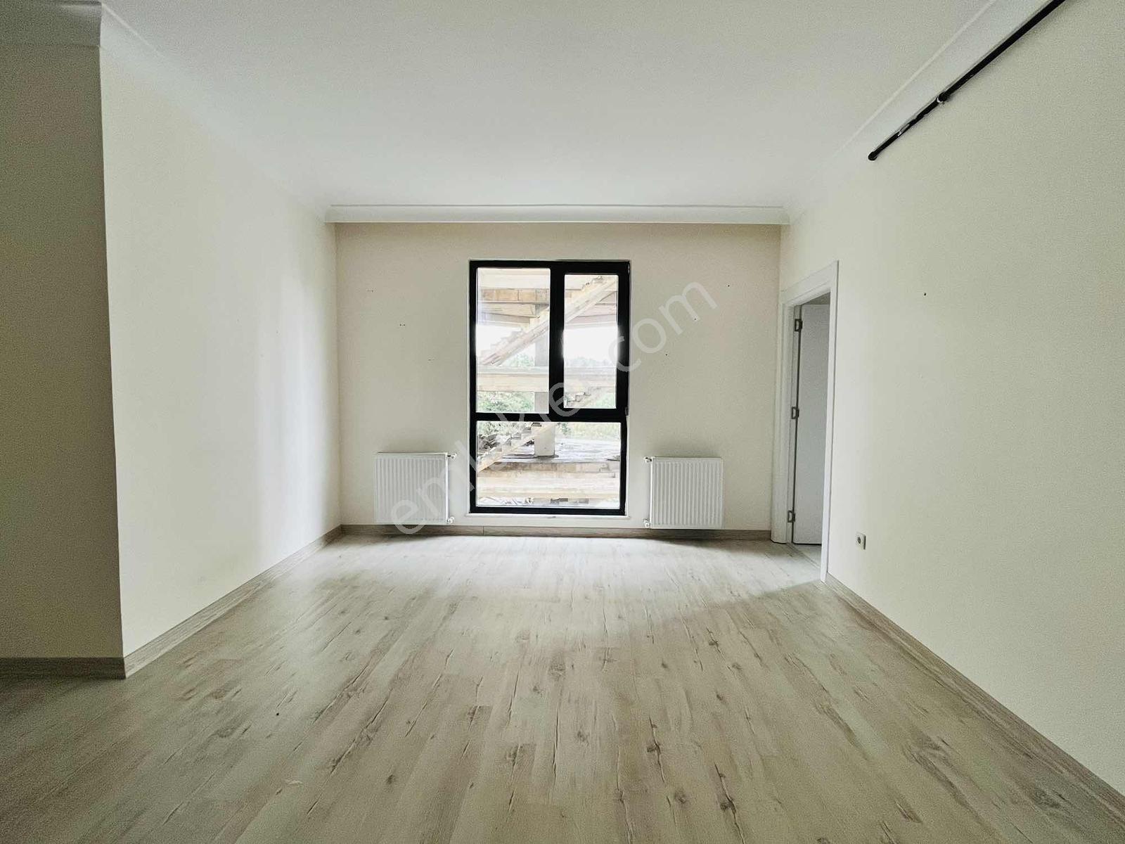 Çekmeköy Defnedalı Sitesi Kiralık 1+1 Ayrı Mutfaklı Arakat Daire - Görsel 12