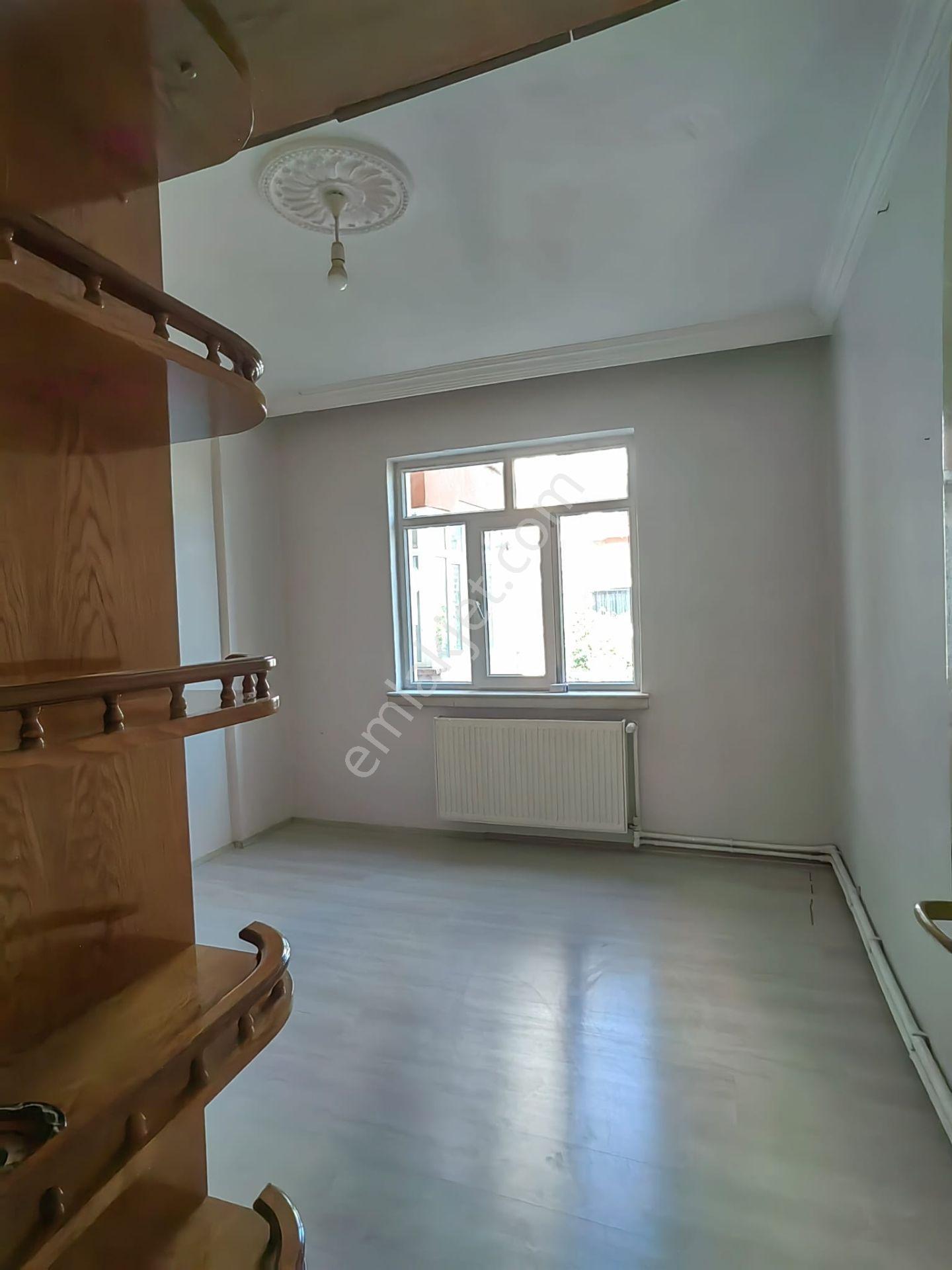 Akçay Emlak'tan Akşehir Altunkalem Mahallesi Çetinler Manavı Civarı 2. Kat Kombili Kiralık 3+1 Daire - Görsel 24
