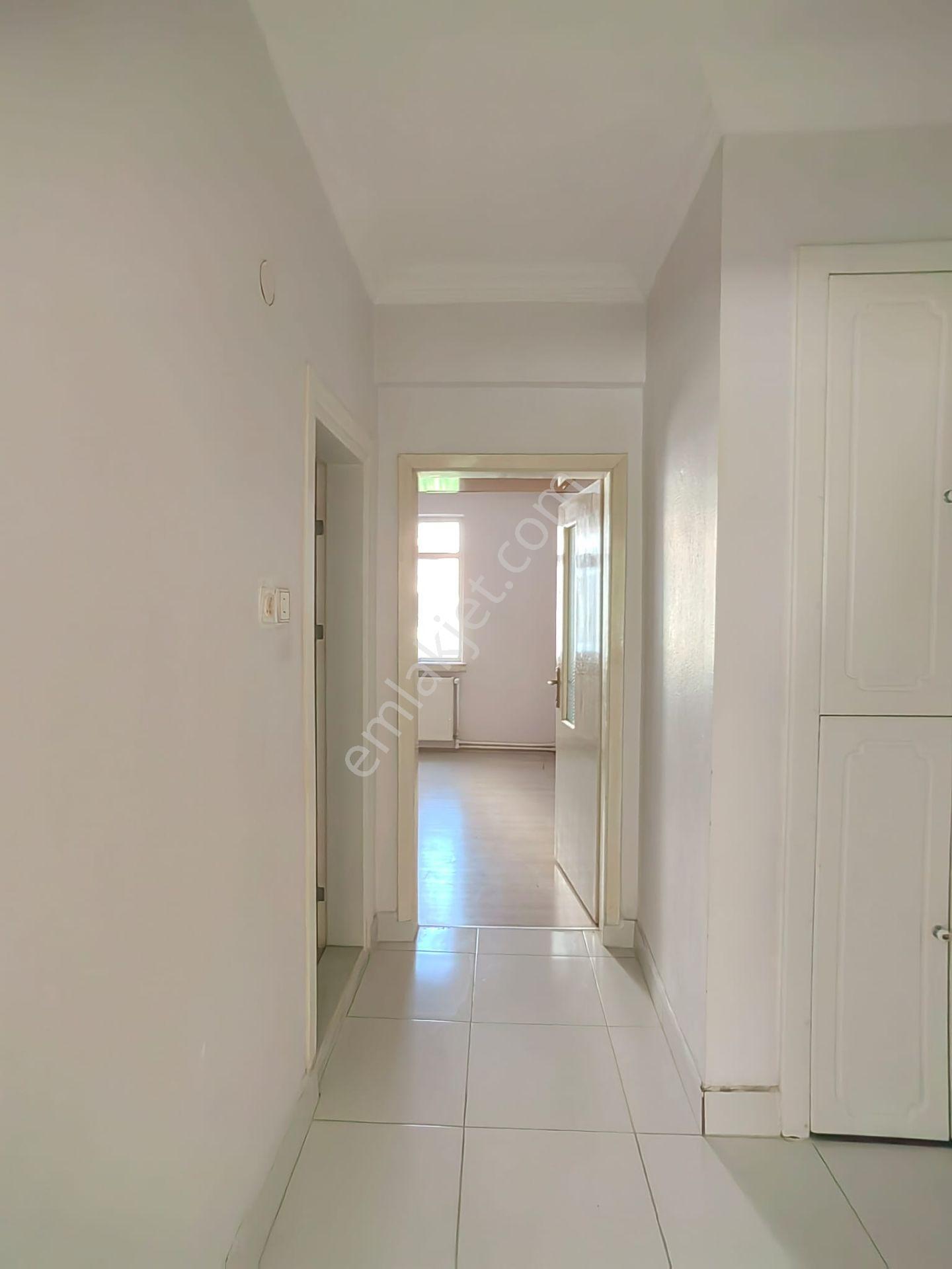 Akçay Emlak'tan Akşehir Altunkalem Mahallesi Çetinler Manavı Civarı 2. Kat Kombili Kiralık 3+1 Daire - Görsel 29