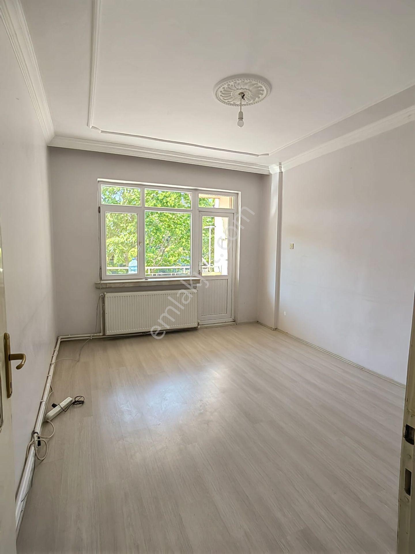 Akçay Emlak'tan Akşehir Altunkalem Mahallesi Çetinler Manavı Civarı 2. Kat Kombili Kiralık 3+1 Daire - Görsel 34