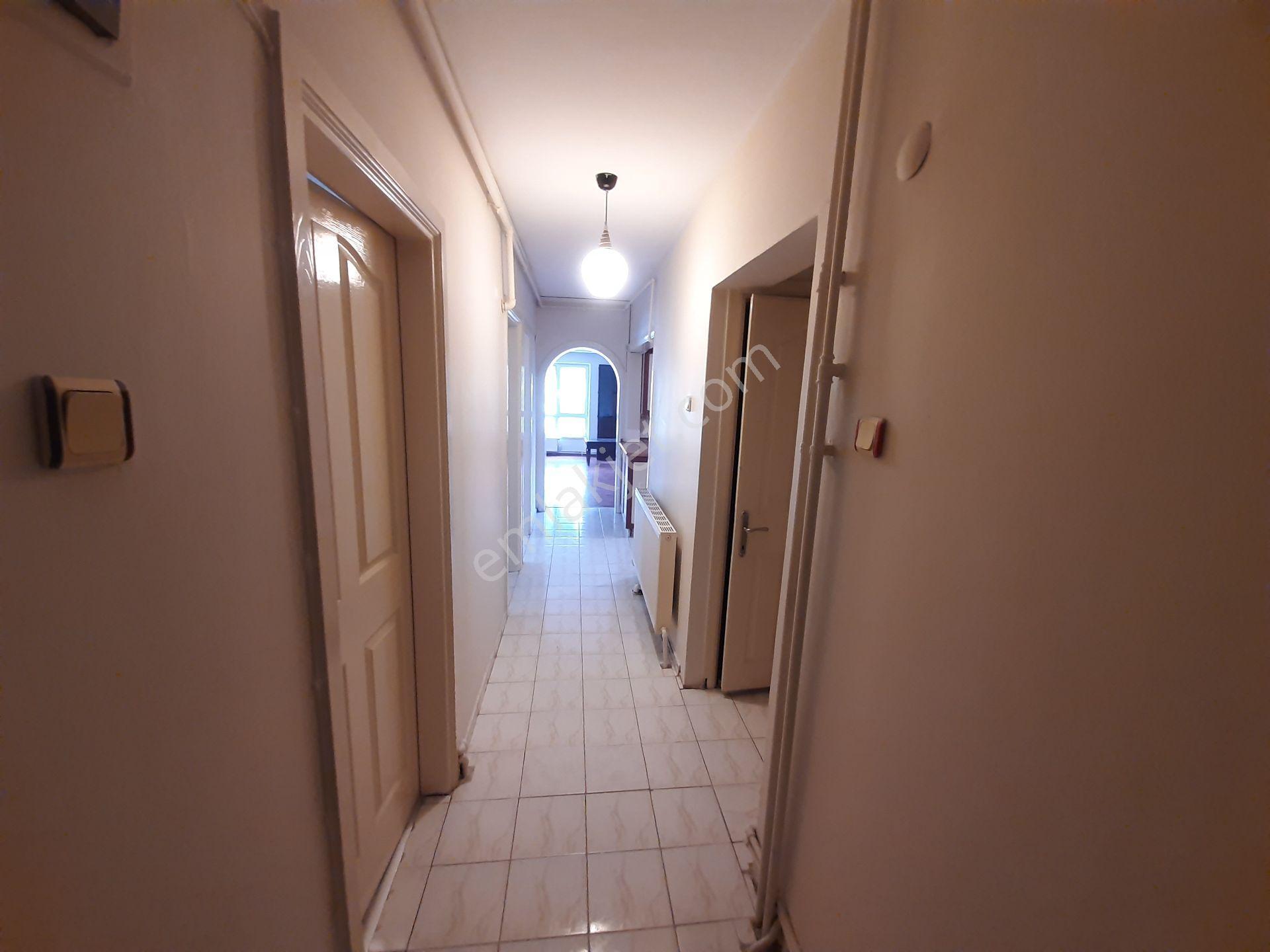 Mithatpaşa Caddesi Üzerinde 3+1 Asansörlü Satılık Daire - Görsel 20