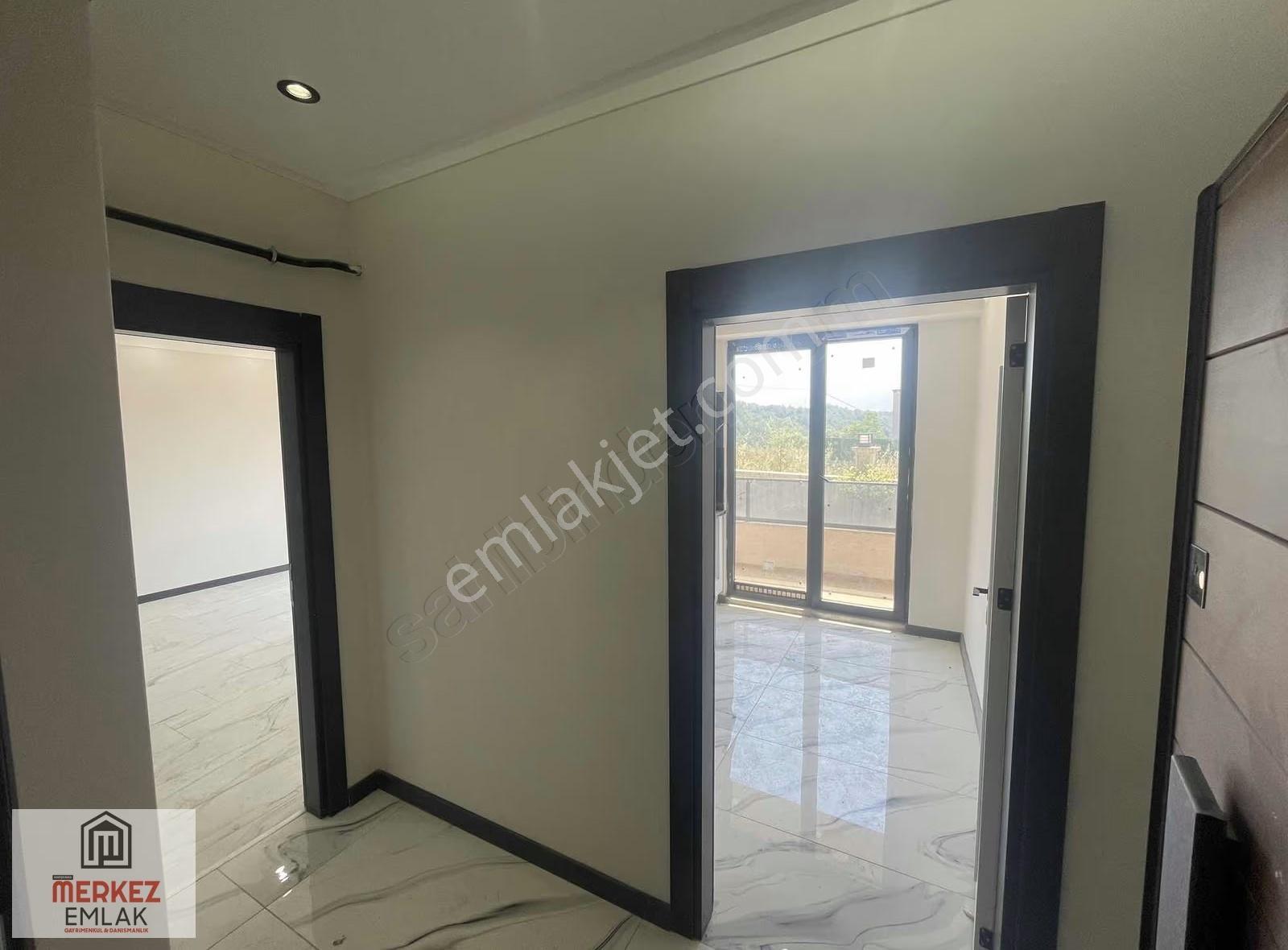 Başiskele Yuvacık Paşadağ Mahallesinde Kiralık 1+1 Daire - Görsel 11