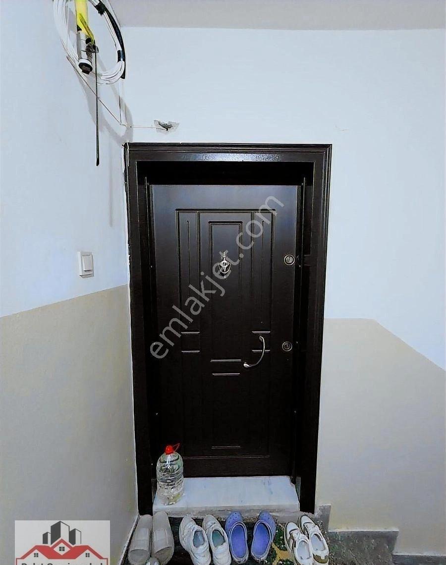 Bahçelievlerde 3+1 Aydınlık Bakımlı Daire - Görsel 17