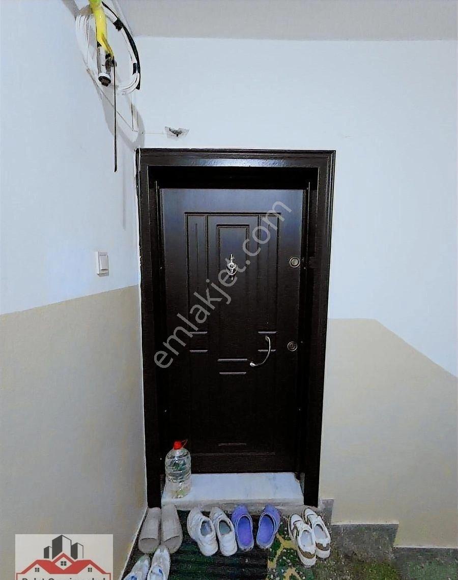 Bahçelievlerde 3+1 Aydınlık Bakımlı Daire - Görsel 15