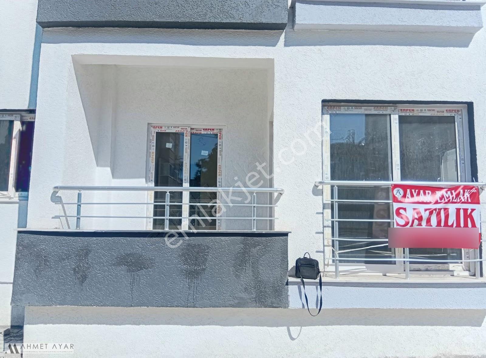 Sakarya Mahallesi Seçkin Sitesinde Satılık 3+1 Daire - Görsel 3