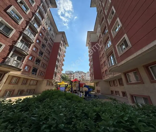 Aile Yaşamına Uygun Site İçerisinde Geniş 3+1 Daire !!! - Görsel 42