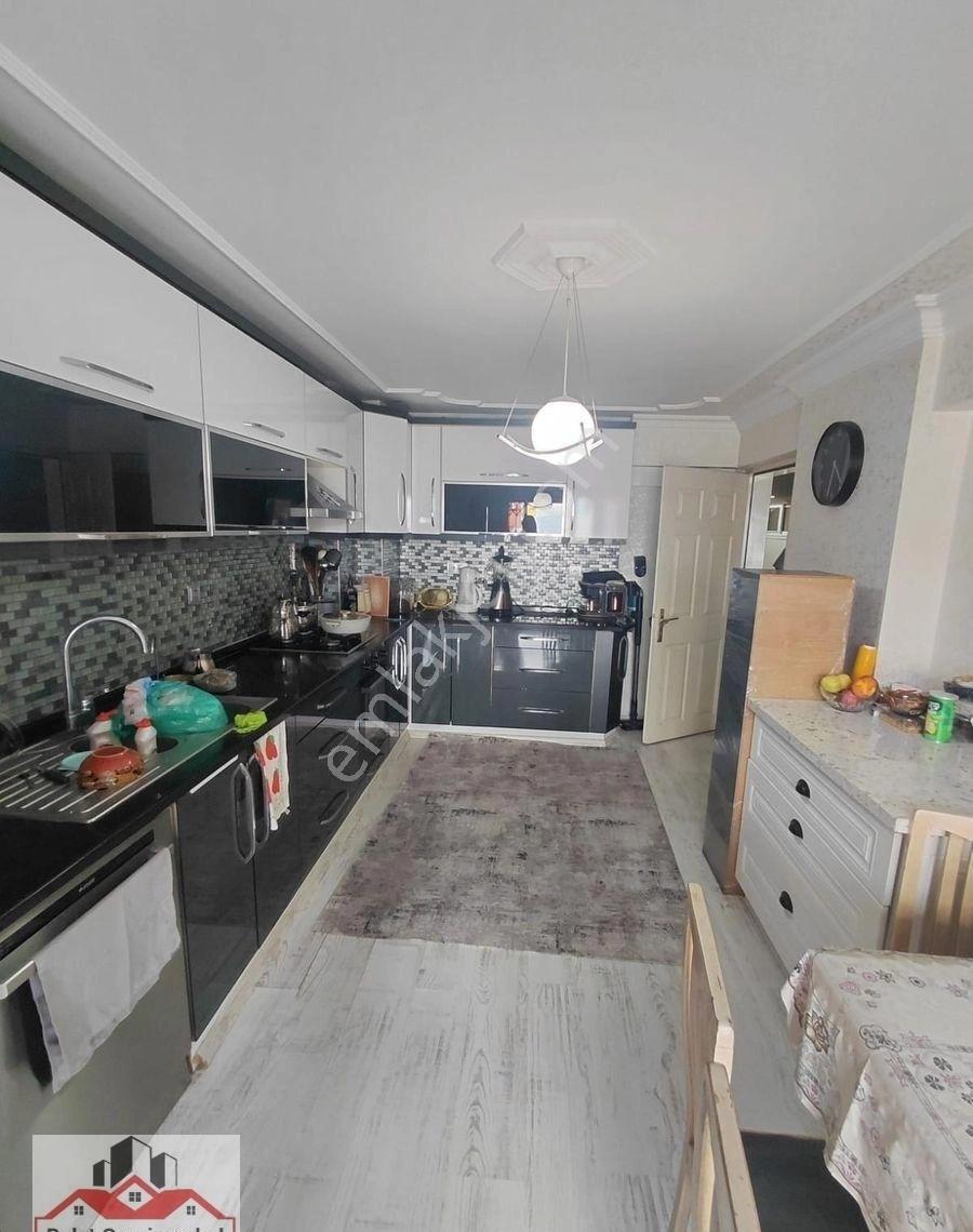 Uluönder Caddesi Arakat 4+1 Doğalgazlı Bakımlı Aydınlık Daire - Görsel 20
