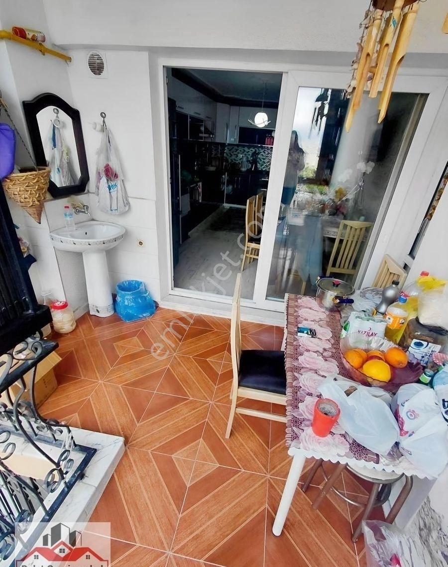 Uluönder Caddesi Arakat 4+1 Doğalgazlı Bakımlı Aydınlık Daire - Görsel 22