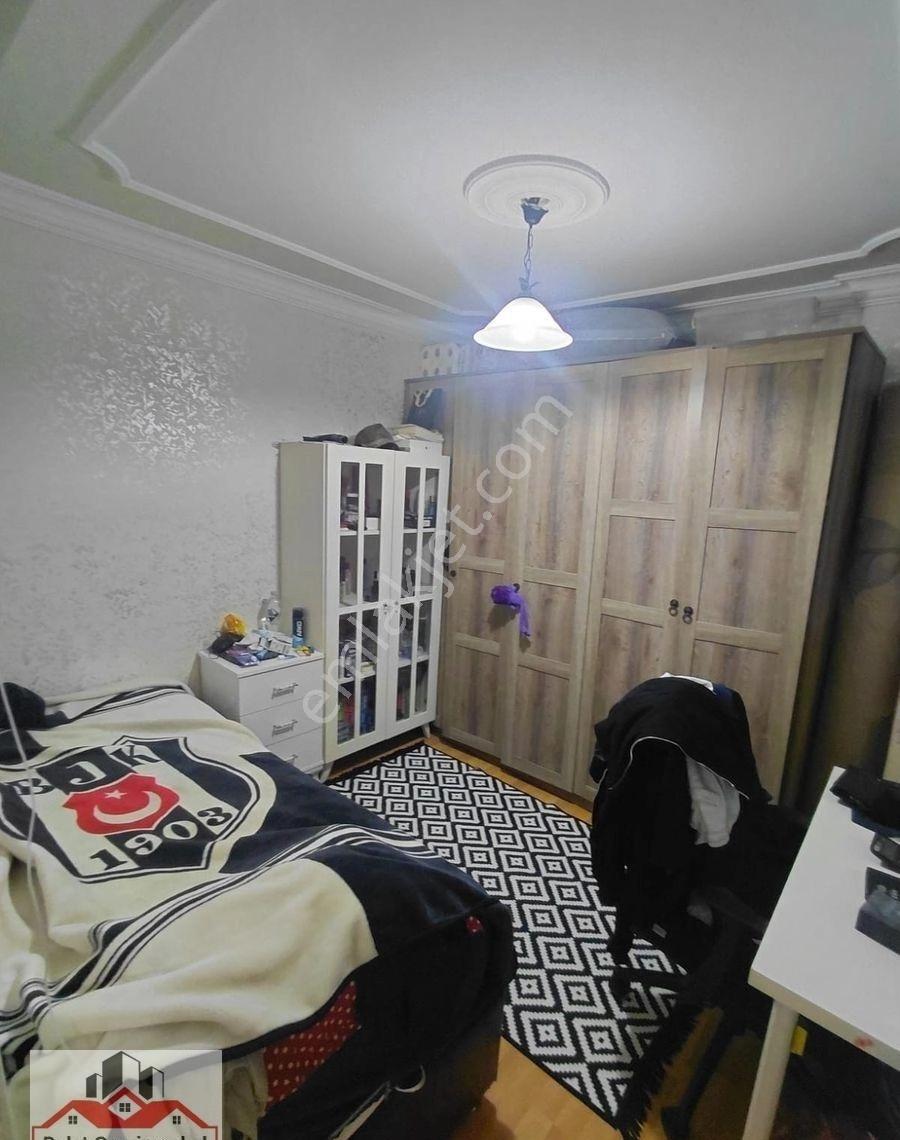 Uluönder Caddesi Arakat 4+1 Doğalgazlı Bakımlı Aydınlık Daire - Görsel 13
