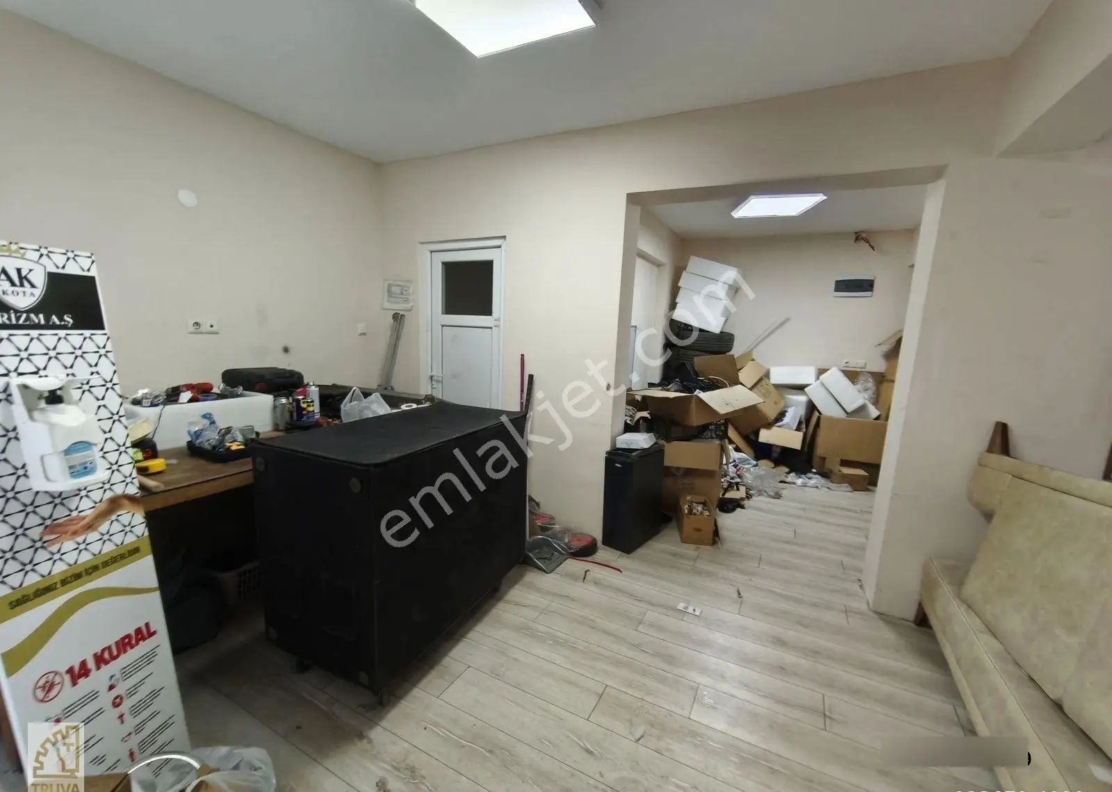 Truva/nazım Demirci'den Atakent Satılık 45m2 Takaslı İşyeri - Görsel 4